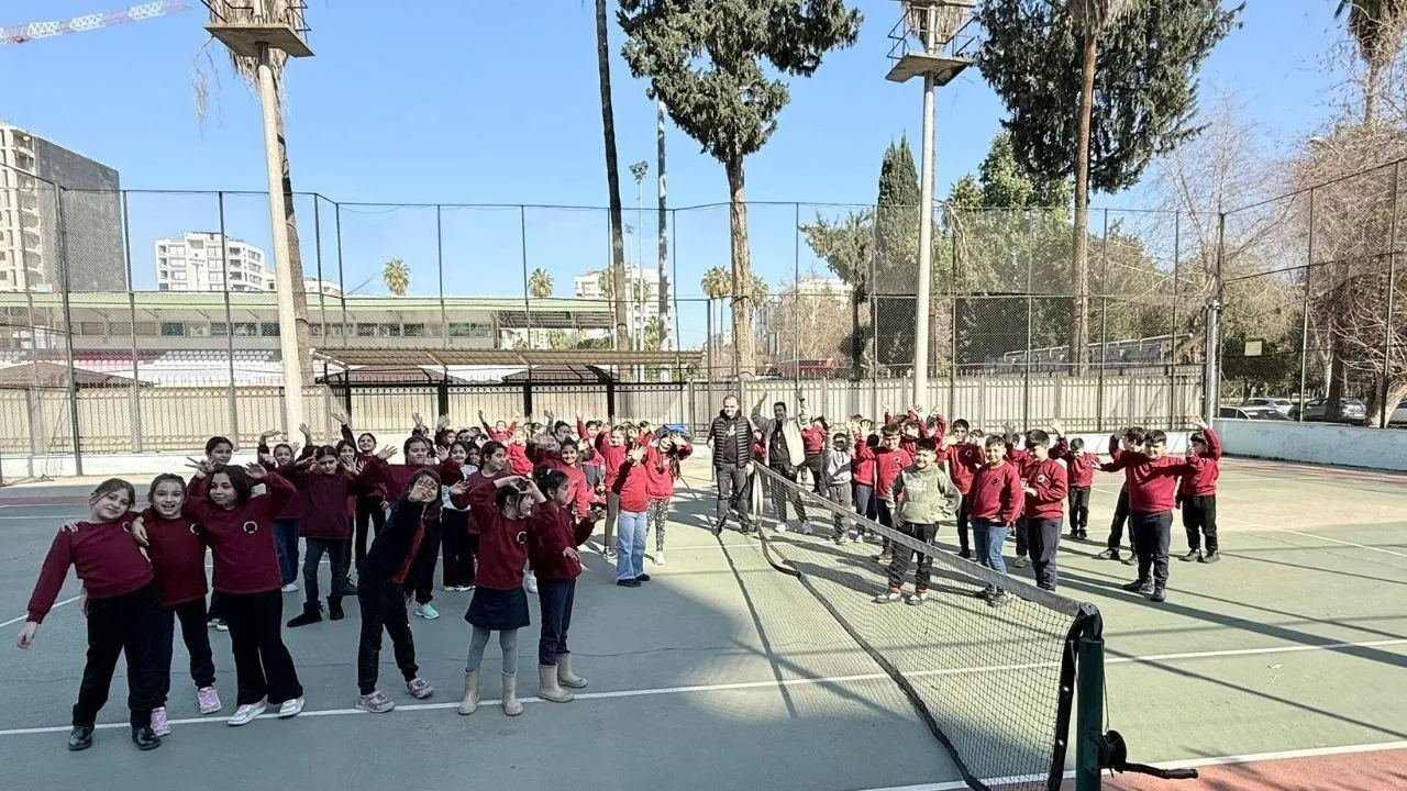 Adana’da “Spora İlk Adım” projesiyle öğrenciler sporla buluşuyor
