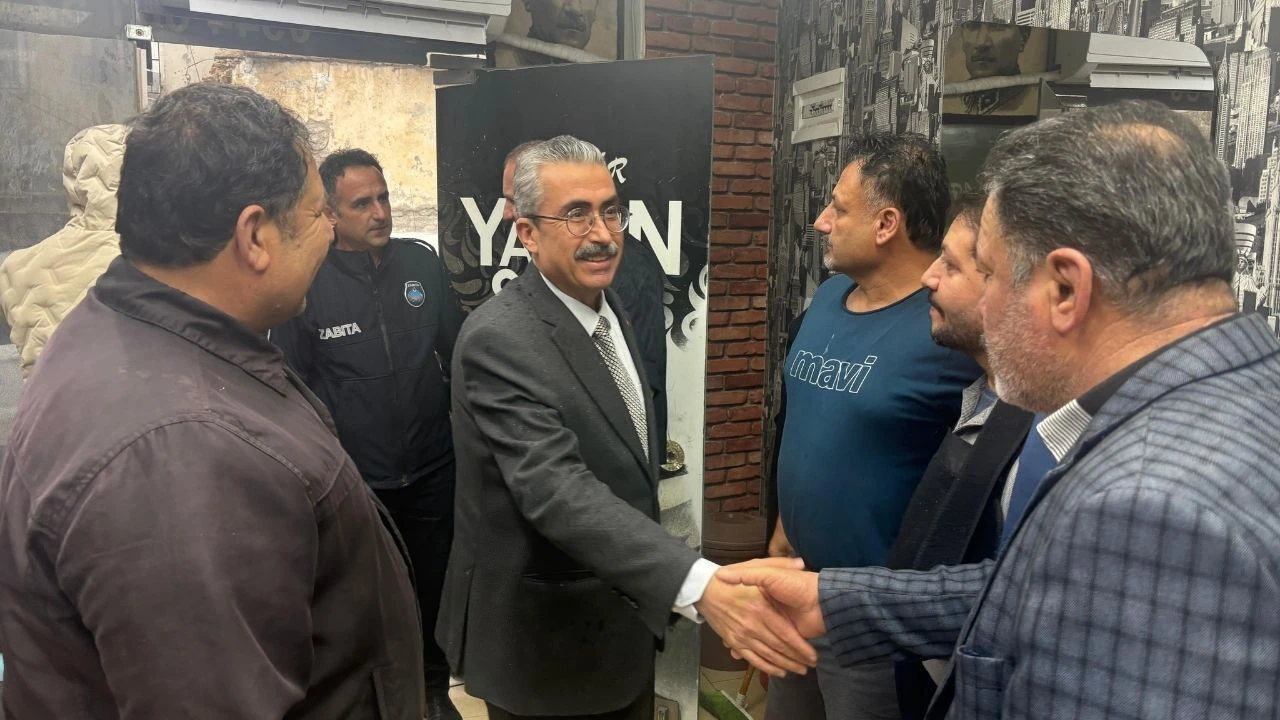 Başkan Karataş çarşı esnafının taleplerini dinledi