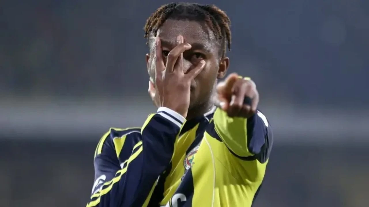 Fenerbahçe’ye bir şok daha: Nene'de kervana katıldı