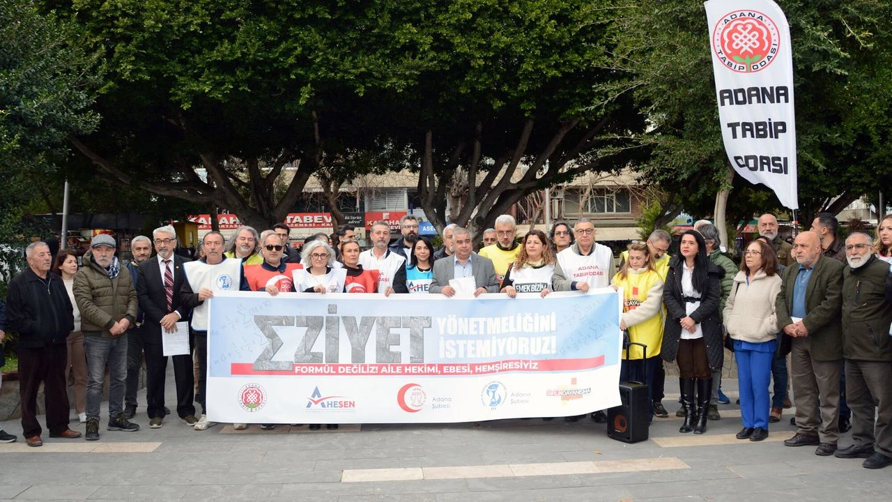 Adana’da sağlık emekçileri kamucu sağlık sistemi talebiyle toplandı