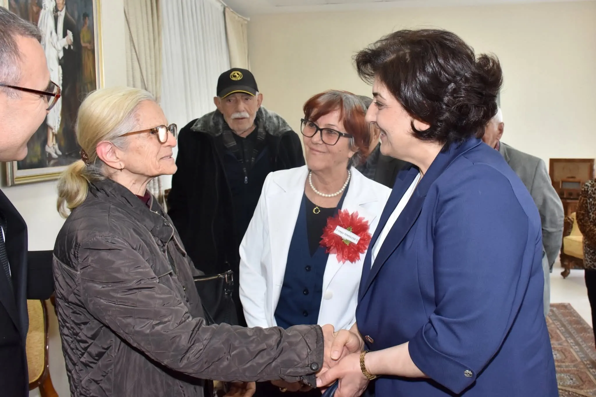 Süreyya Yavuz huzurevi sakinleriyle bir araya geldi