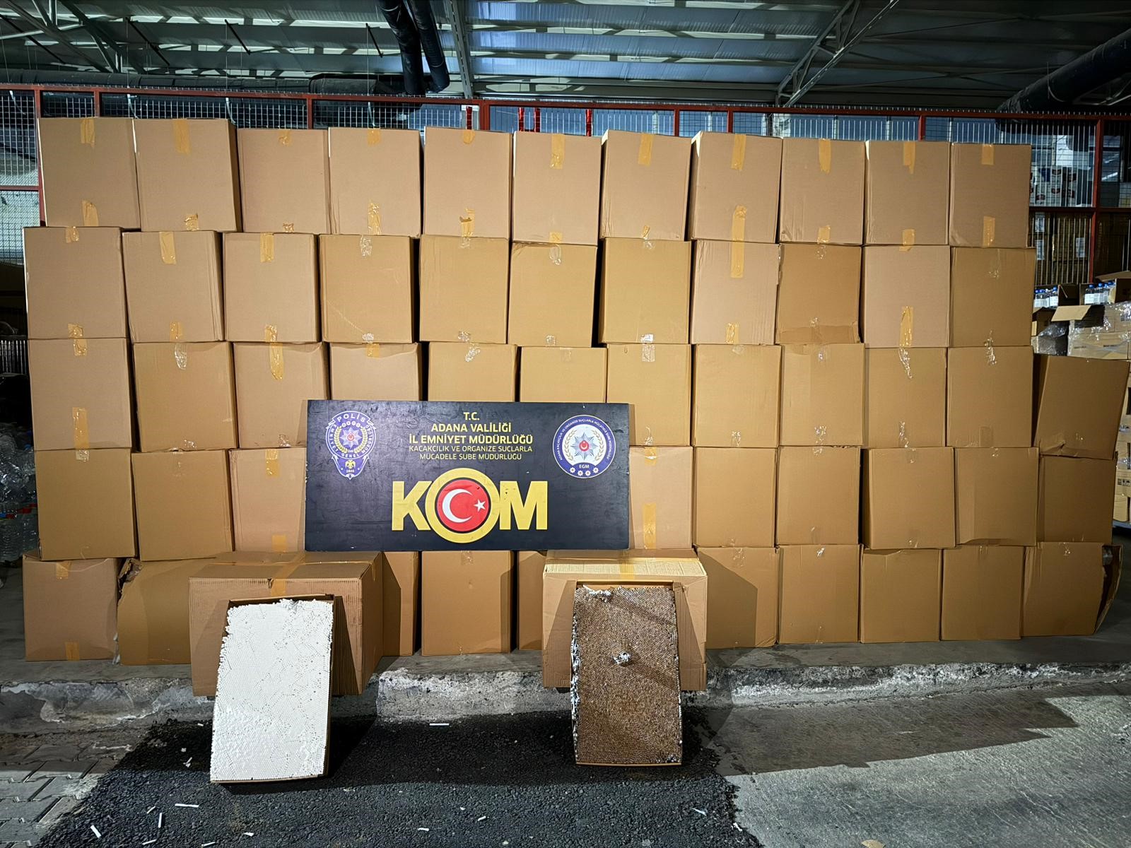 Adana'da 23 milyon TL değerinde kaçak sigara ele geçirildi