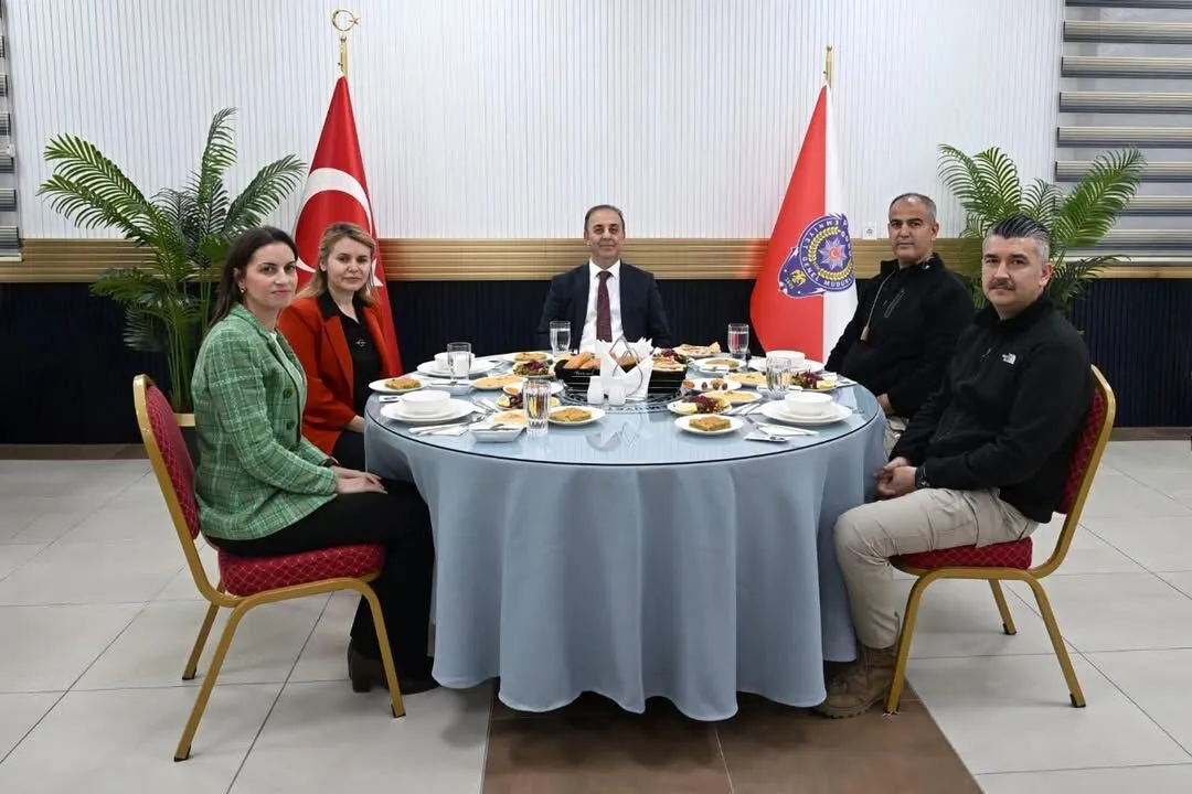 Emniyet Müdürü Arıkan personelle iftar sofrasında buluştu