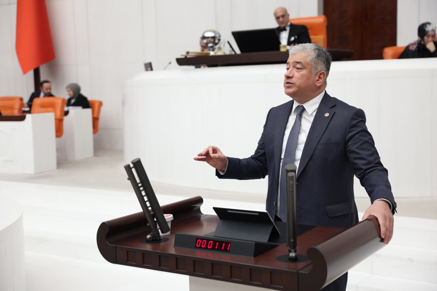 Faiz Düşerken Esnafın Kredi Faizi Düşmüyor