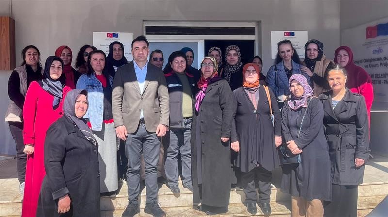 Kadınlar güçlerini birleştirip üretime geçti