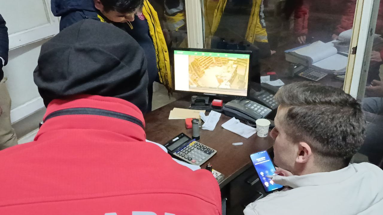 İntihar etmek isteyen kadını jandarma ekipleri telefonla ikna etti