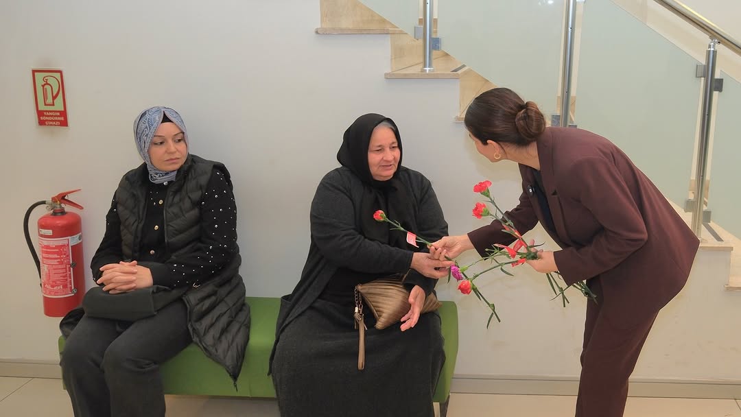 Başkan Vekili Sevil Aydar Yıldız ve Milletvekili Bilal Bilici, 8 Mart'ta Kadınların Gününü Kutladı