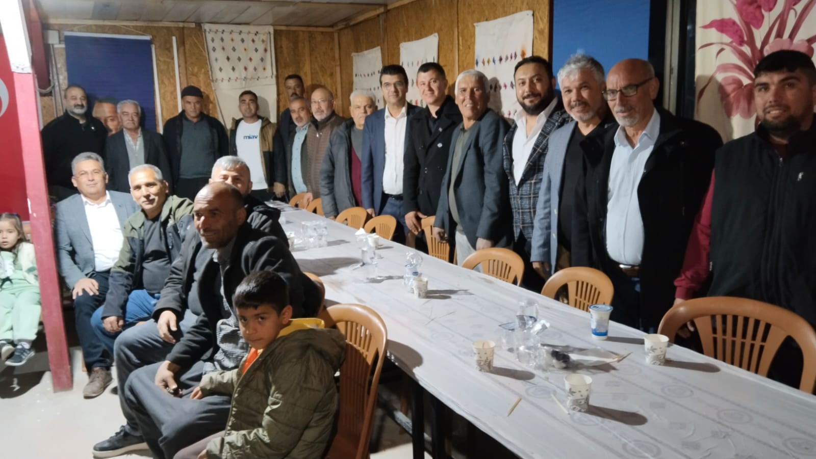 Anahtar Parti Karaisalı teşkilatı iftar sofrasında buluştu