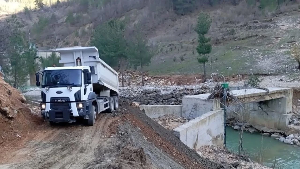 Başkan Dal talimat verdi: Sel ve heyelan sonrası çalışmalar tüm hızıyla sürüyor