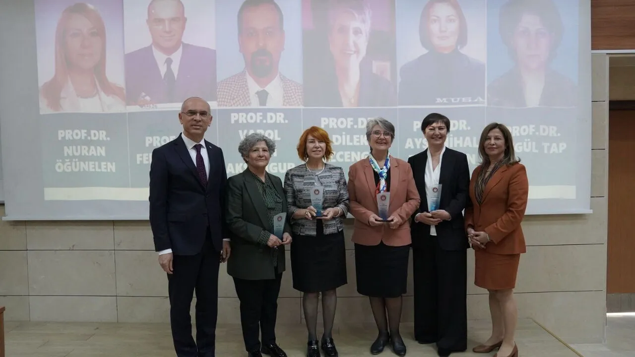 Çukurova Üniversitesi’nde 14 Mart Tıp Bayramı törenle kutlandı