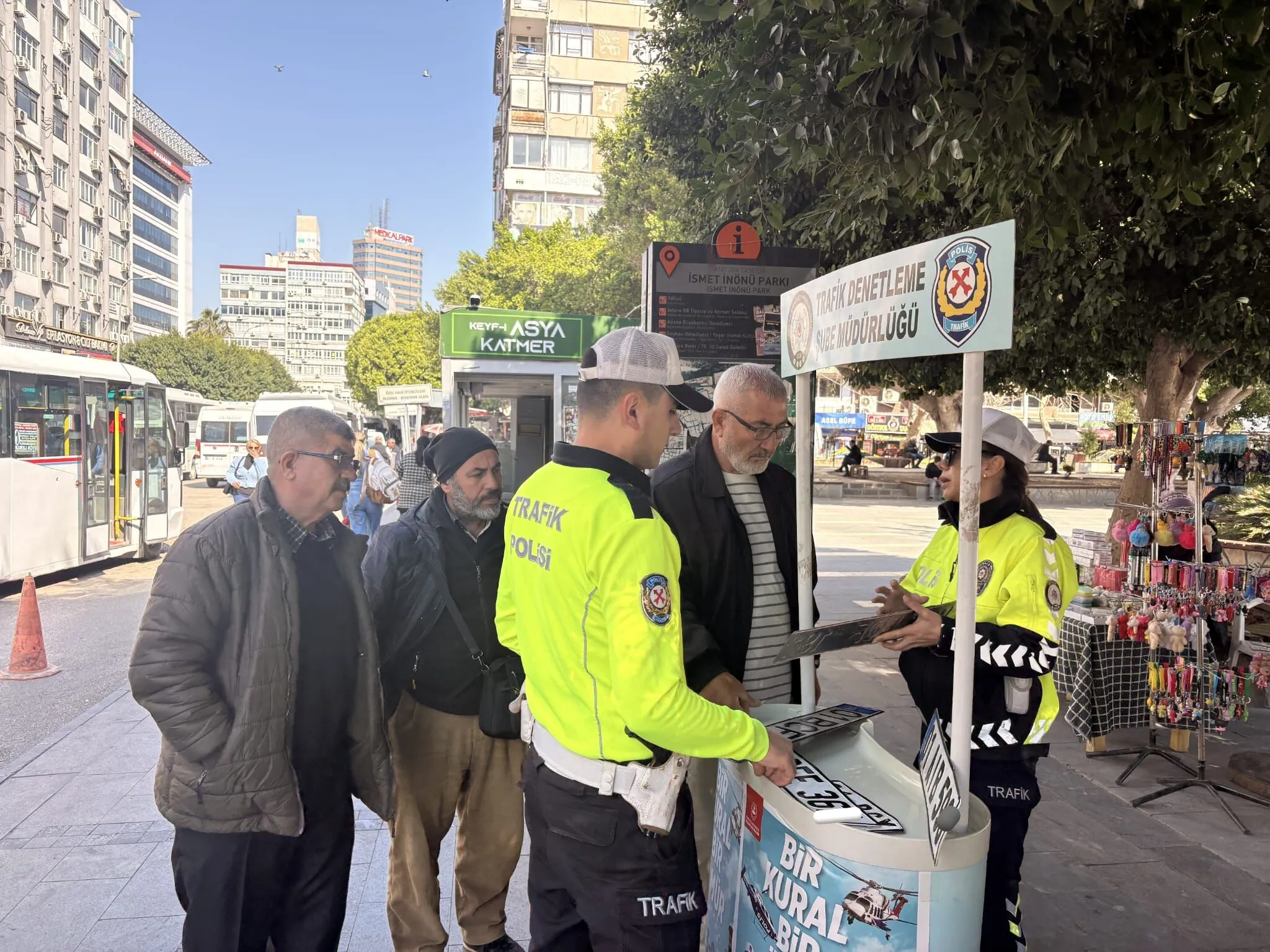 Adana Emniyeti’nden APP plaka konusunda bilgilendirme