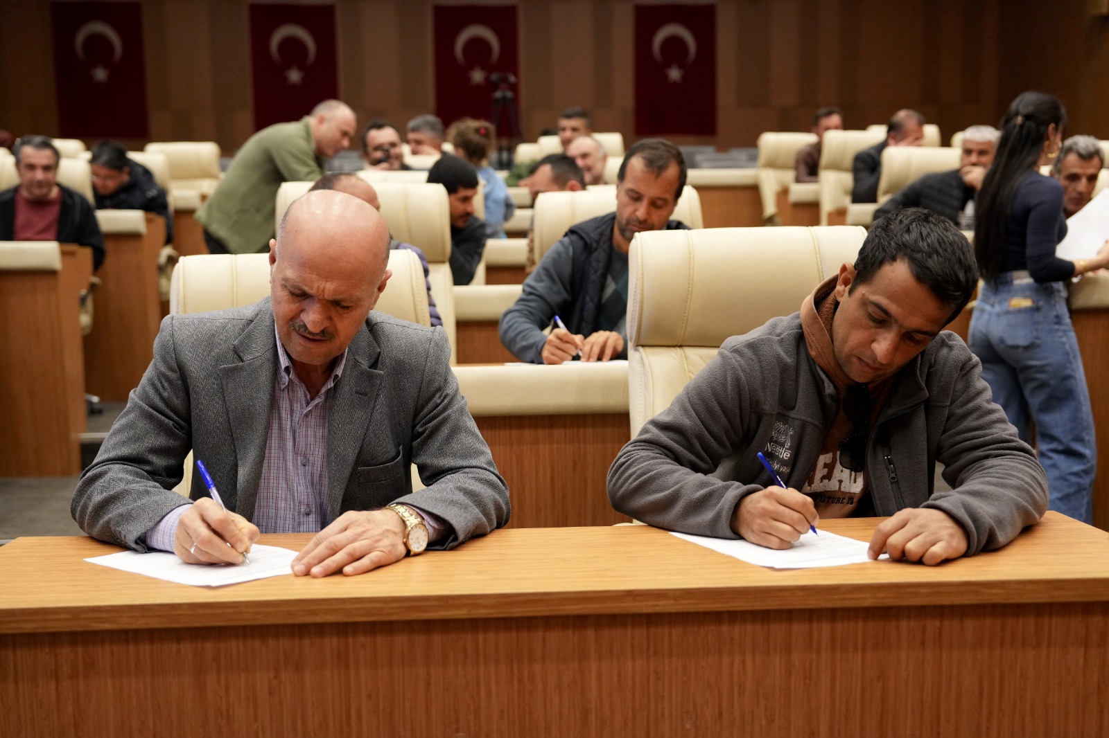 Çukurova'da iş arayanlar, işverenlerle buluştu