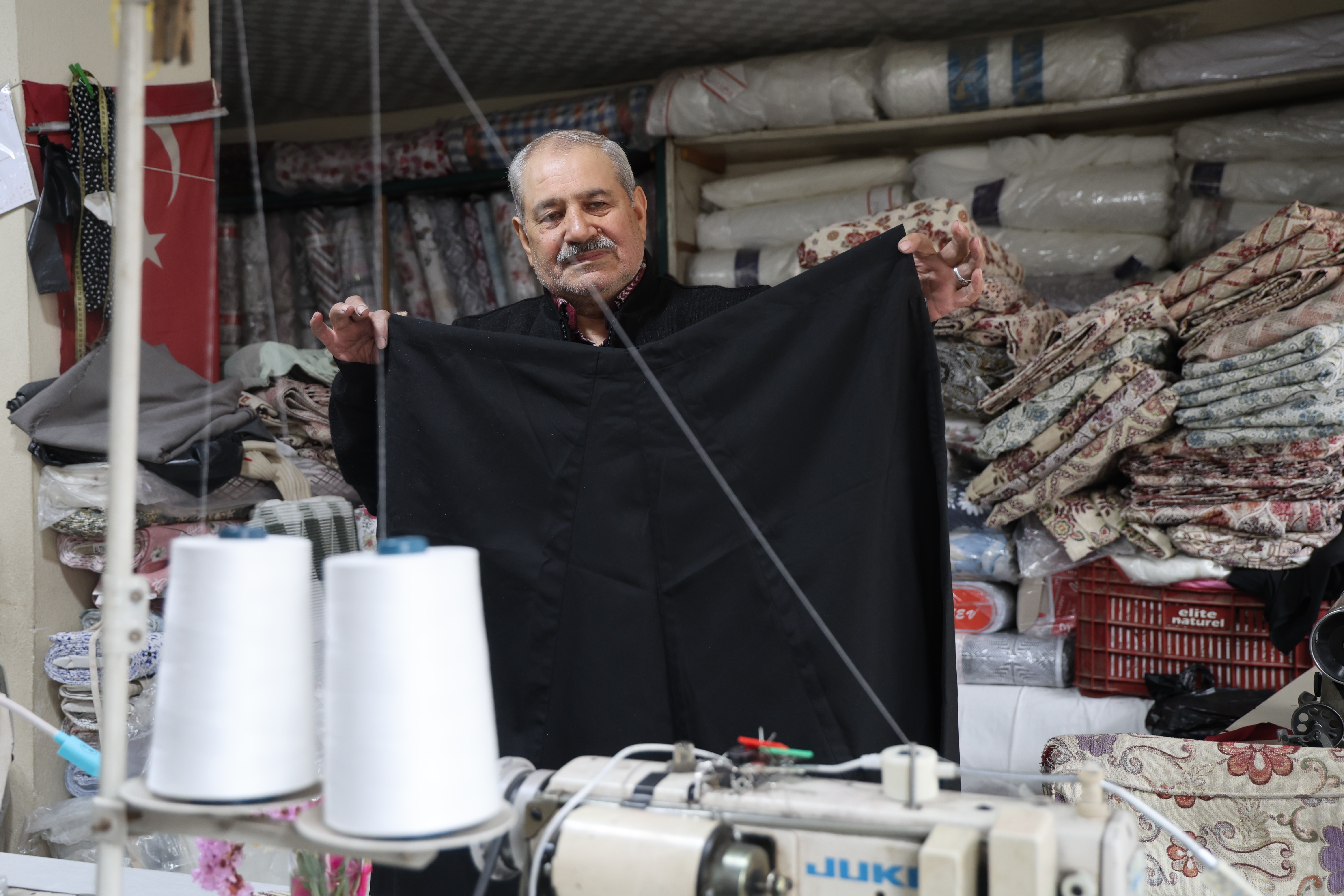 Adana şalvarında terzilerde bayram mesaisi çıraksız sürüyor