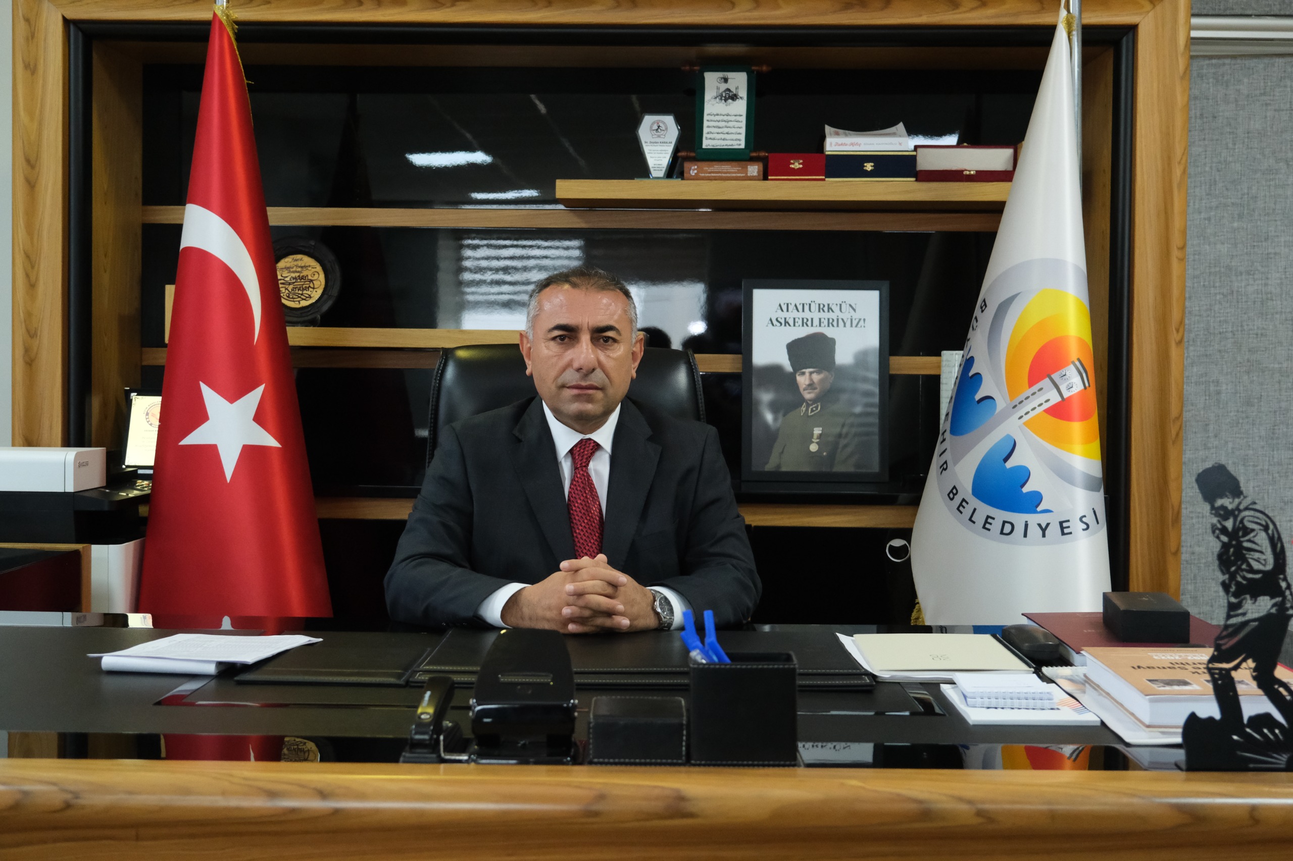 Güngör Geçer: "Savaşların son bulduğu, barışın hakim olduğu nice bayramlara"