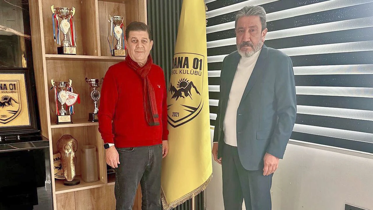 Adana 01 FK’da sportif direktörle yollar ayrıldı