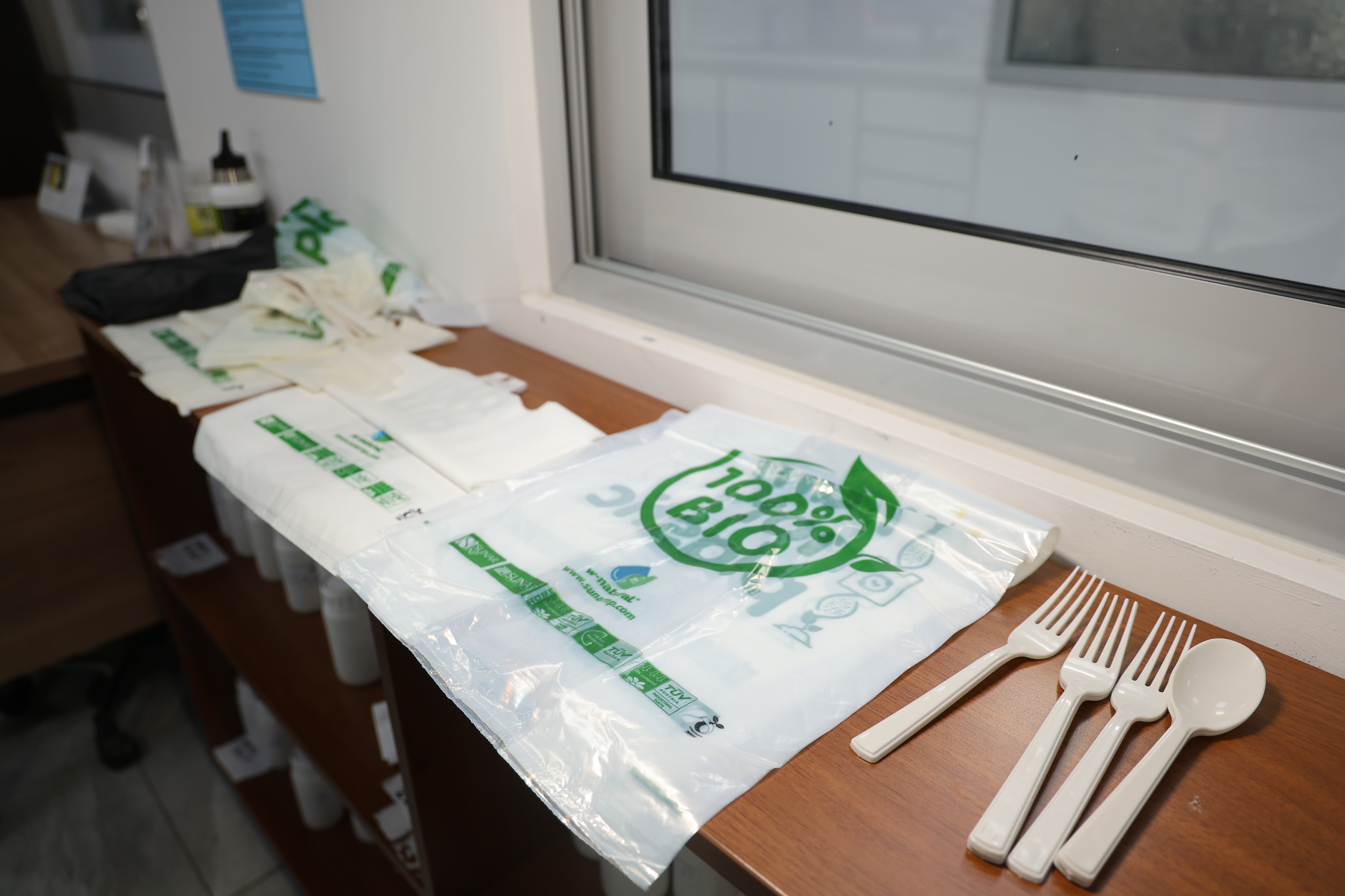 Petrol yerine nişasta: 180 günde biyobozunabilen plastik alternatifi