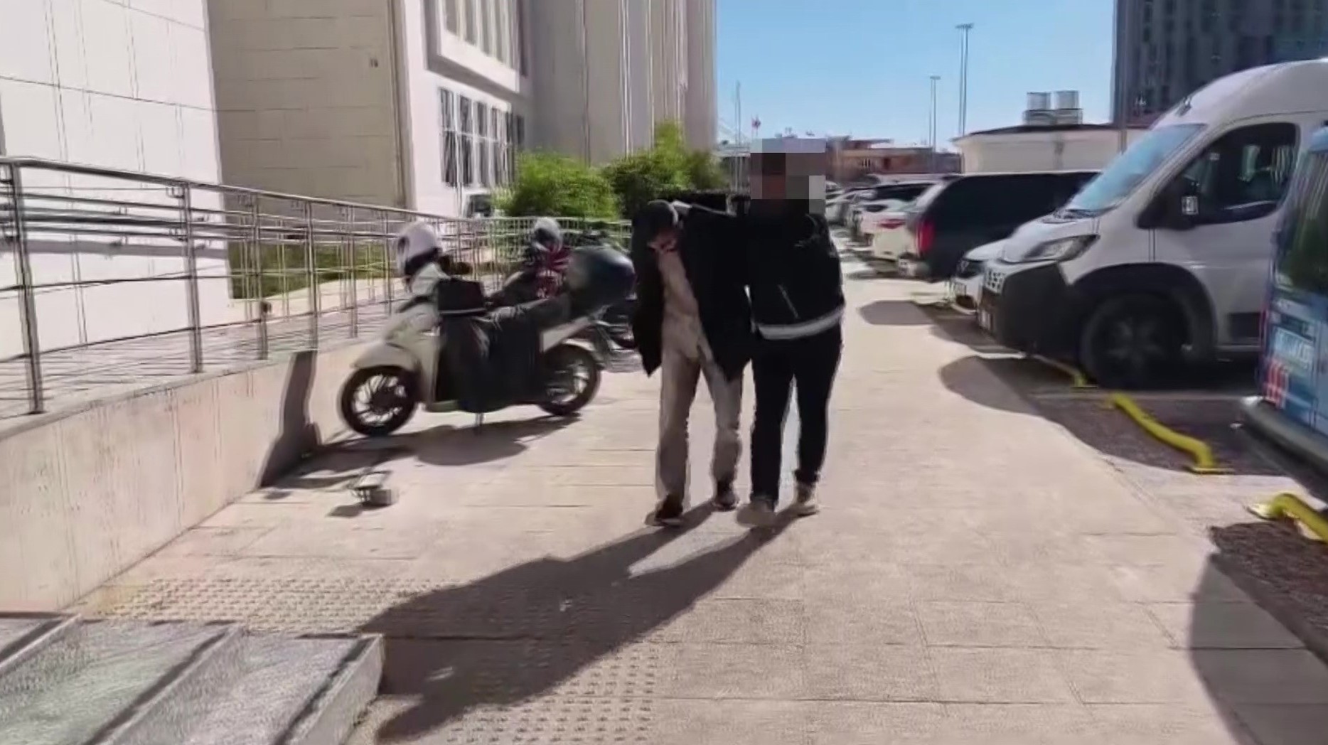 Adana'da 19 firari yakalandı