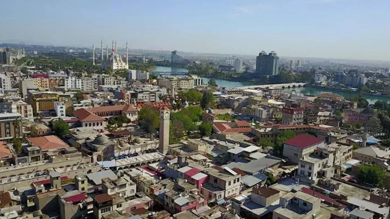 Adana'da o sokaklar artık bomboş! Mahalleler hayalete dönüştü