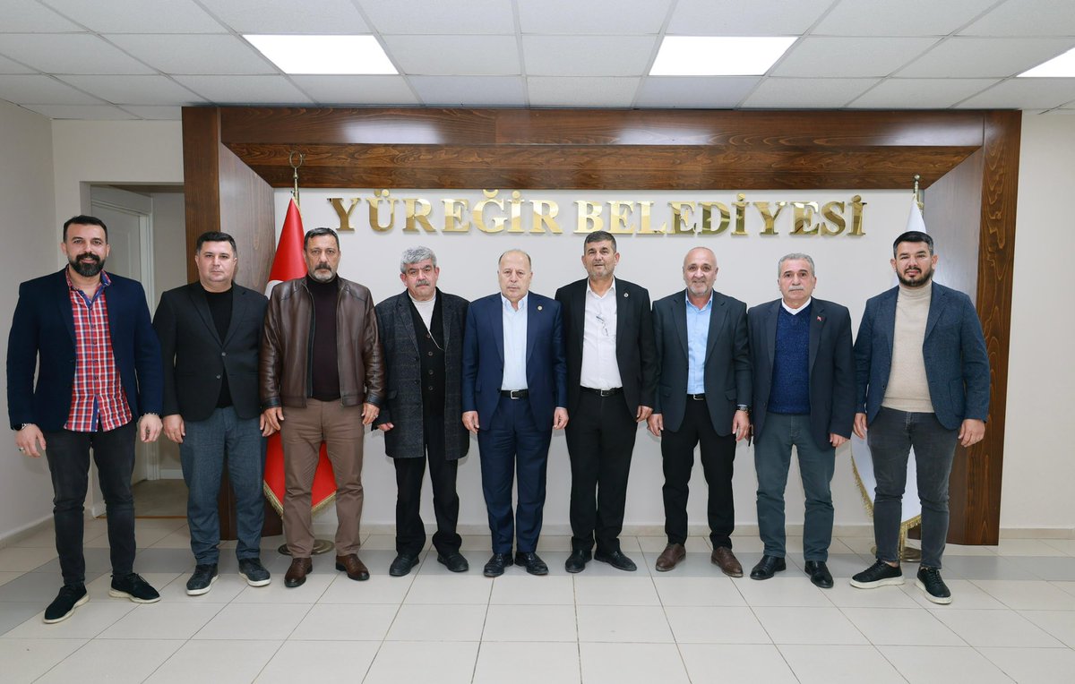 Yüreğir’de muhtarlarla istişare buluşması