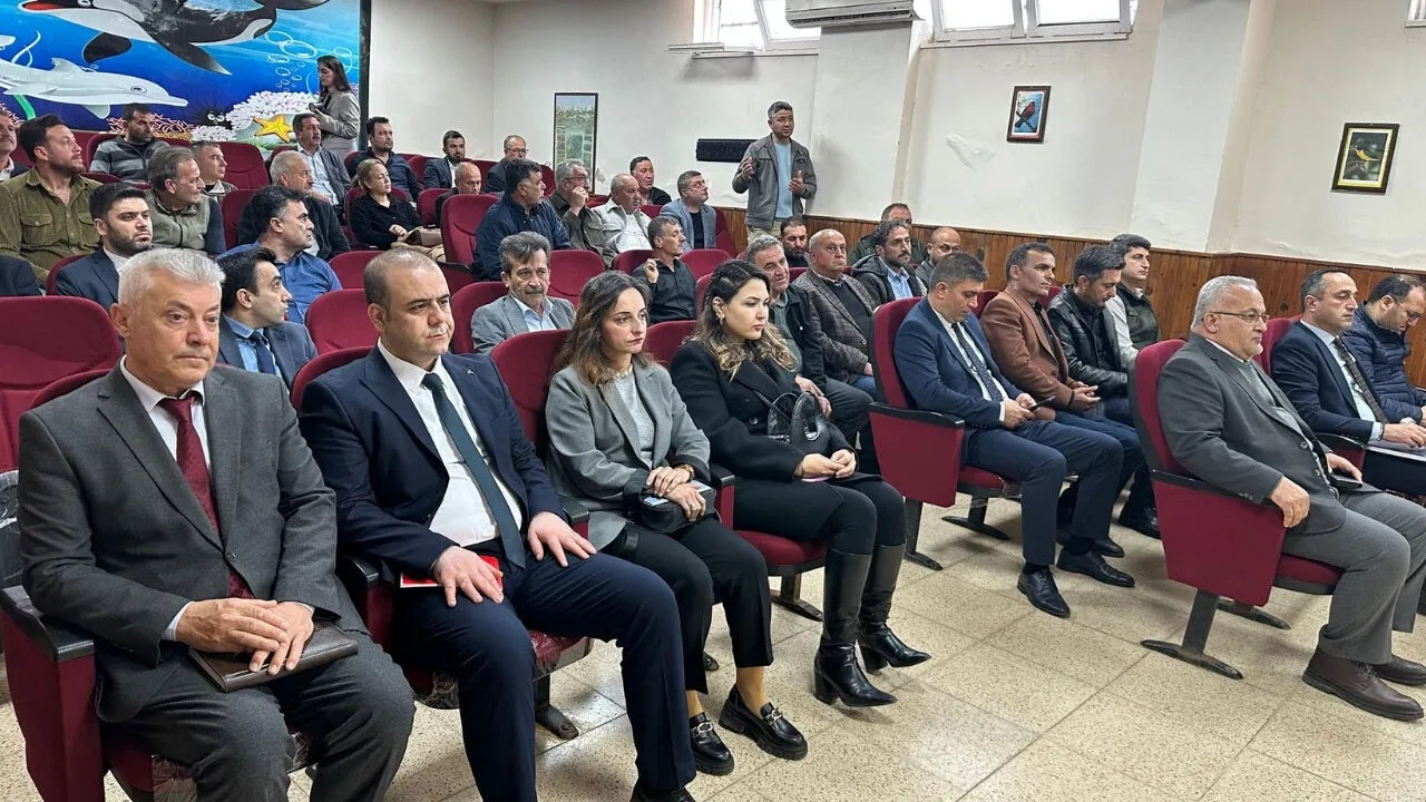 Yumurtalık’ta ilçenin geleceği için kritik toplantı