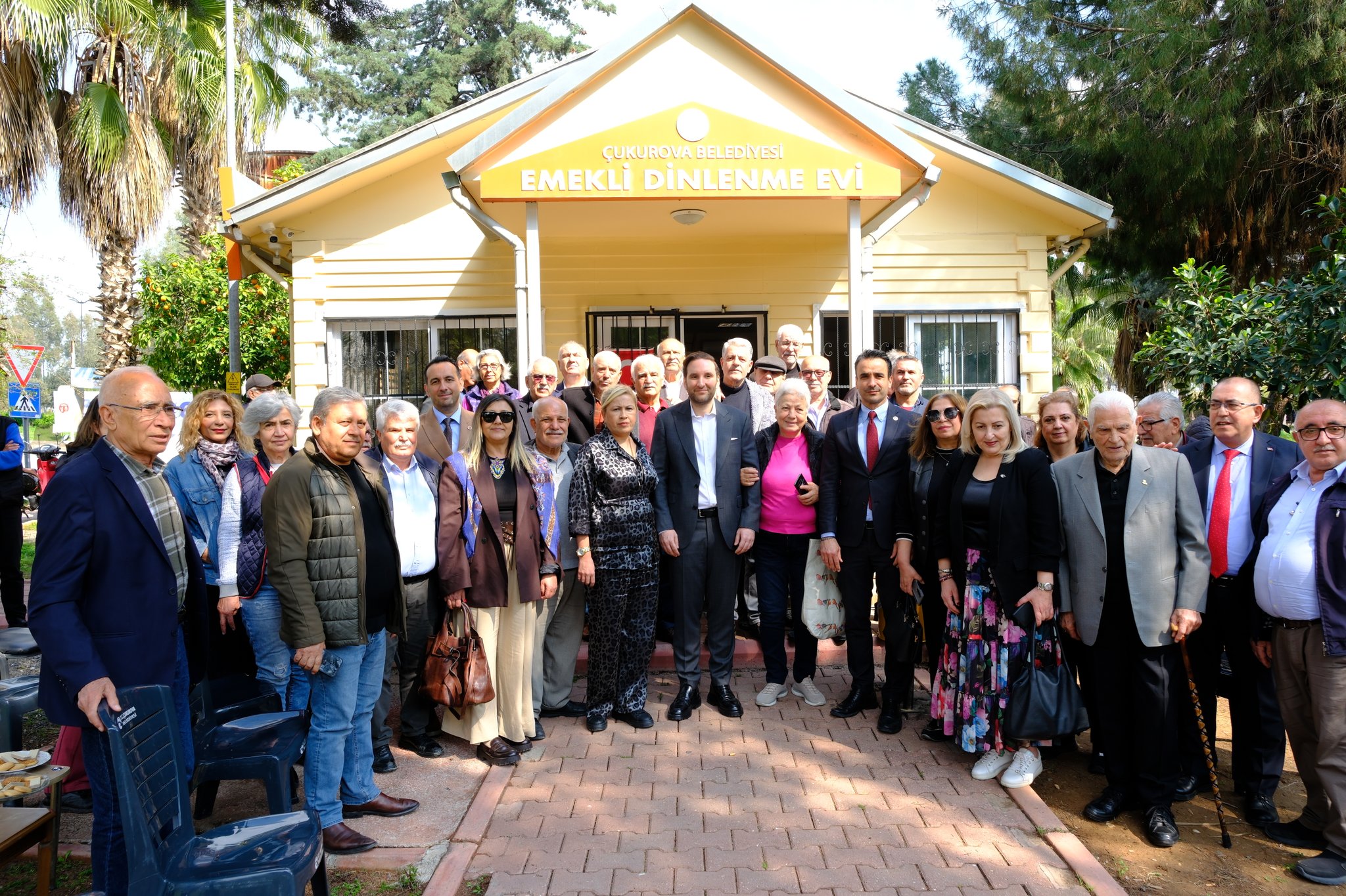 Bilici, Beyazevler’de vatandaş ve emeklilerle buluştu
