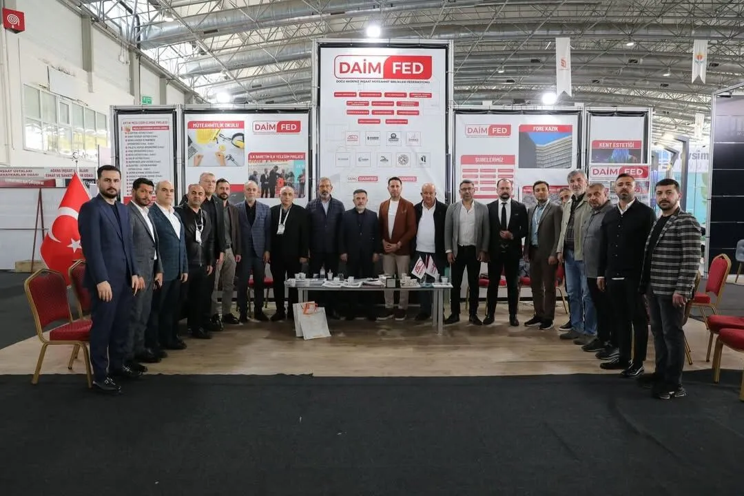 AK Parti İl Başkanı Dağlı fuarda sektör temsilcileriyle buluştu