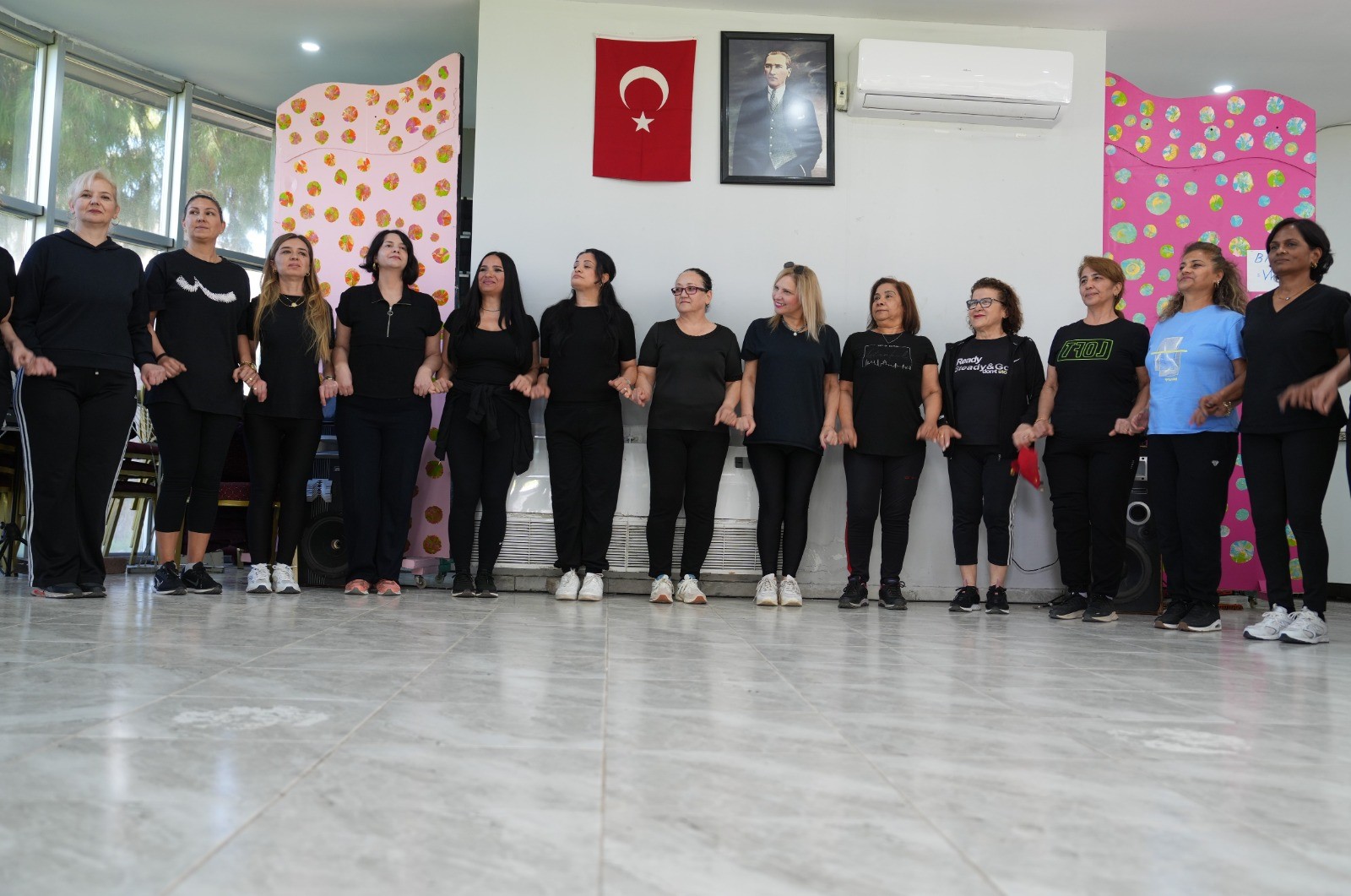 Çukurova’da halk oyunlarıyla kültürel miras yaşatılıyor