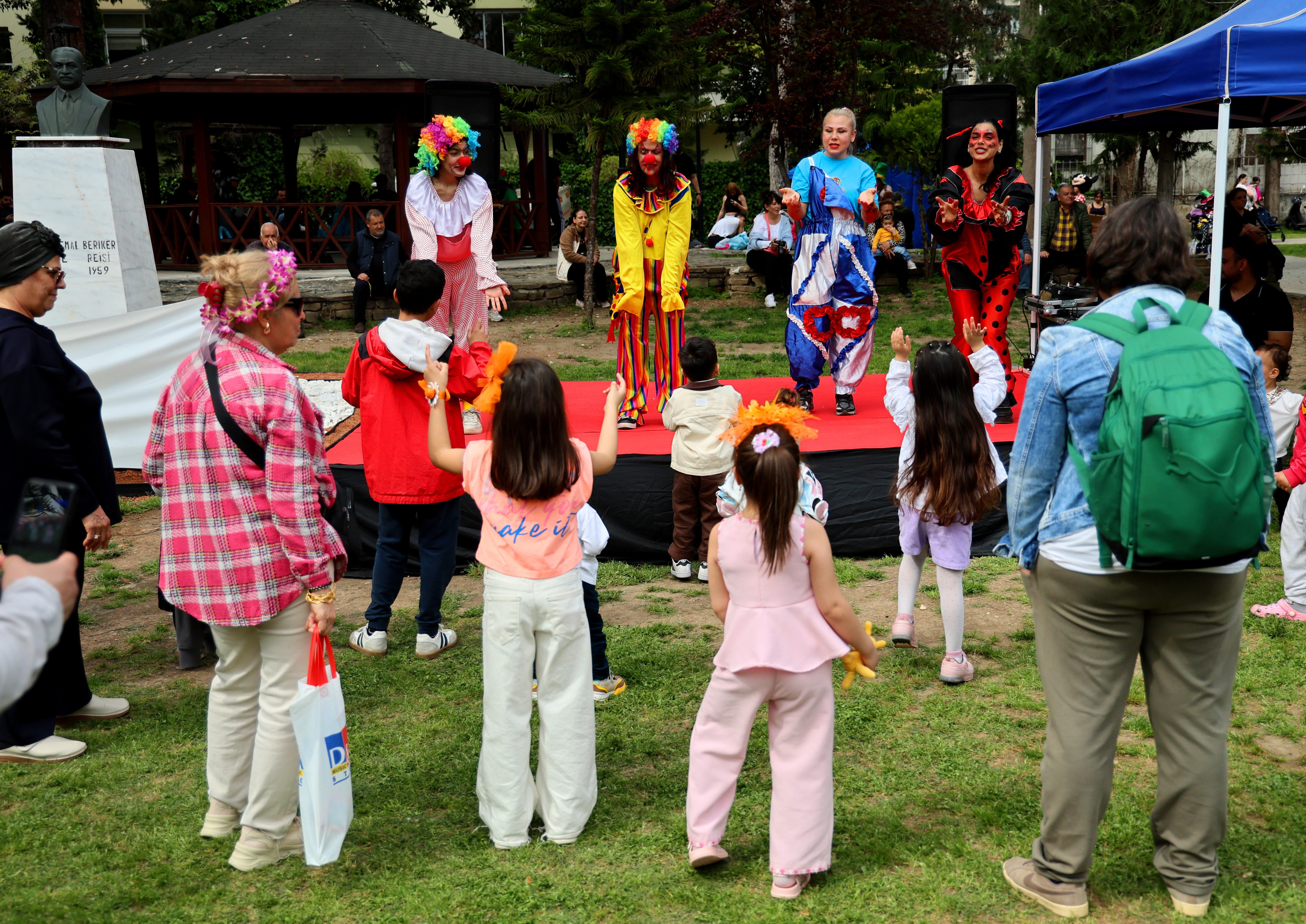 14'üncü Uluslararası Portakal Çiçeği Karnavalı başladı