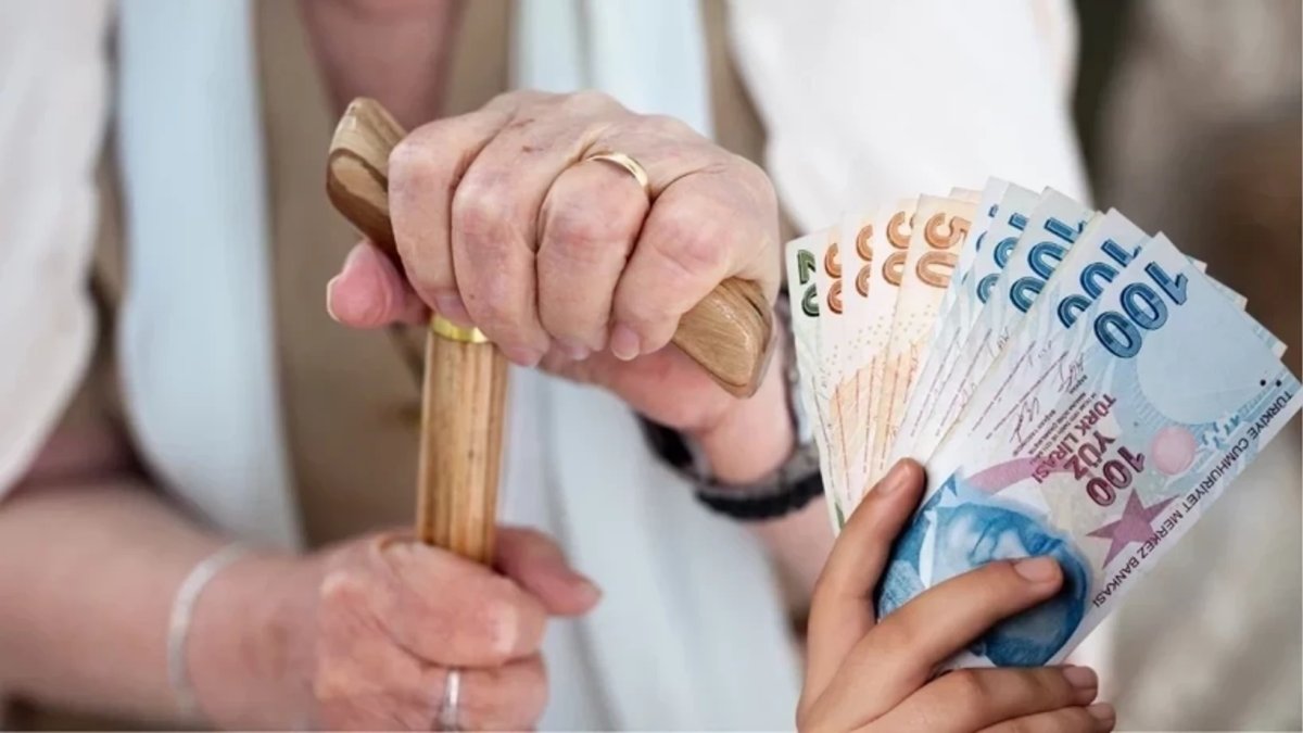 SGK’dan kritik adım: Emekli maaşları yeniden hesaplanıyor!