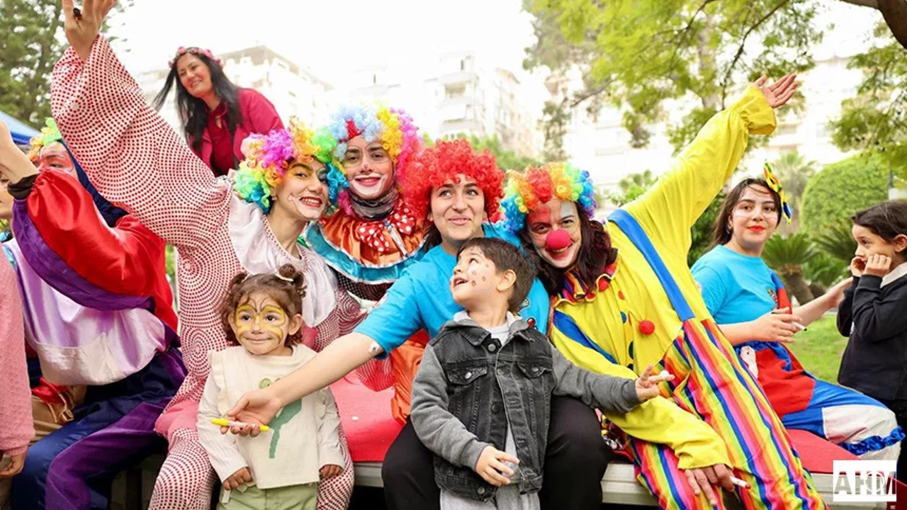 Adana karnaval coşkusunu doyasıya yaşadı