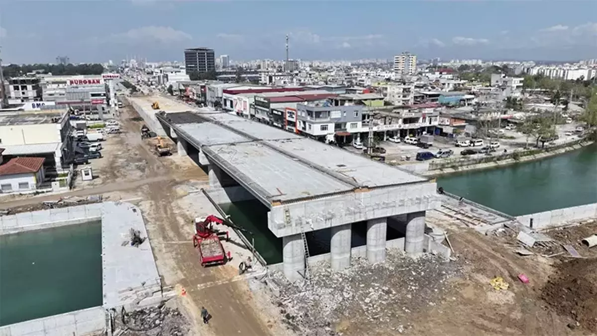 Adana'da trafiği rahatlatacak dev kavşak projesi tamamlanıyor