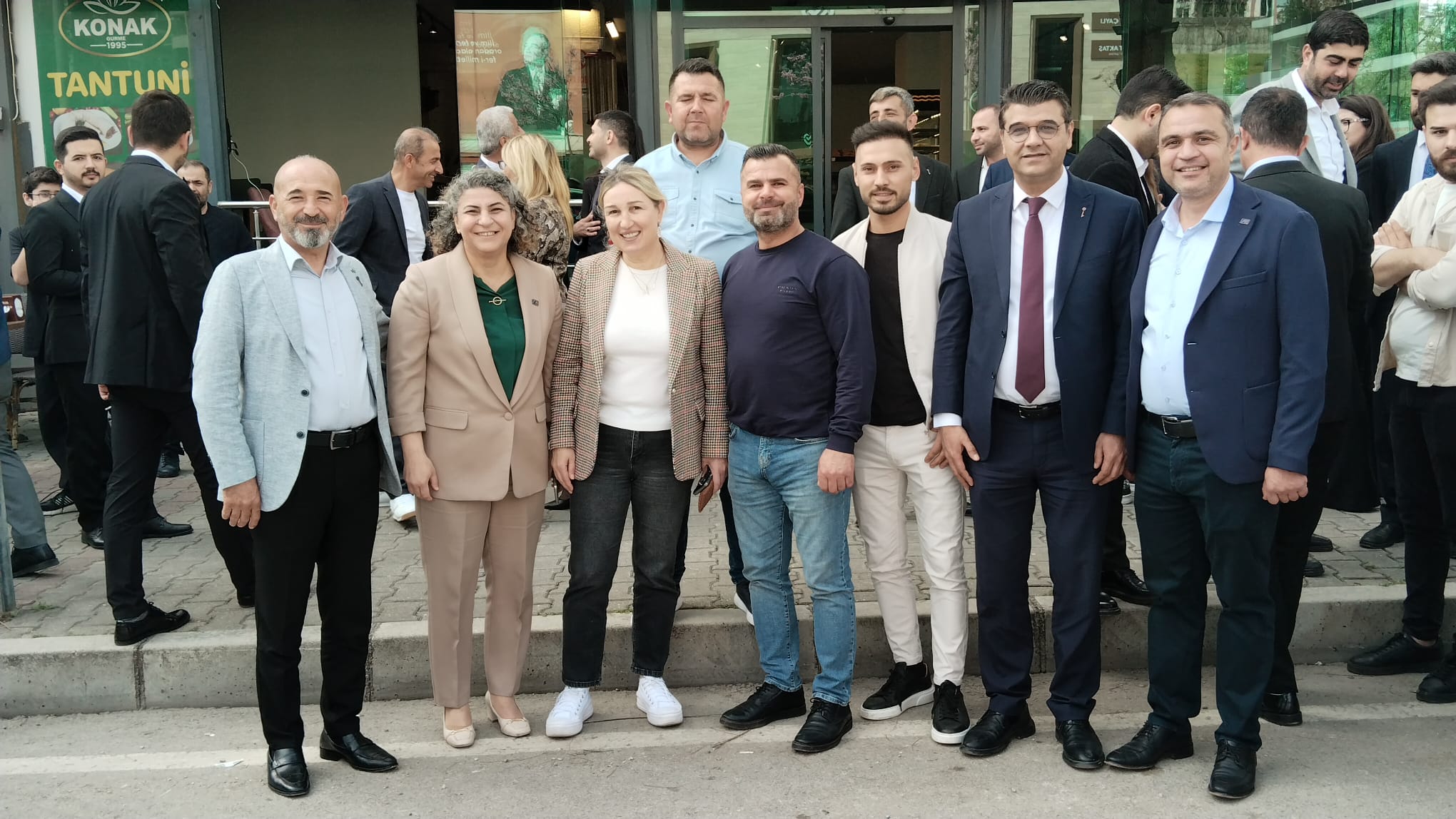 Anahtar Parti Çukurova’da kongre heyecanı