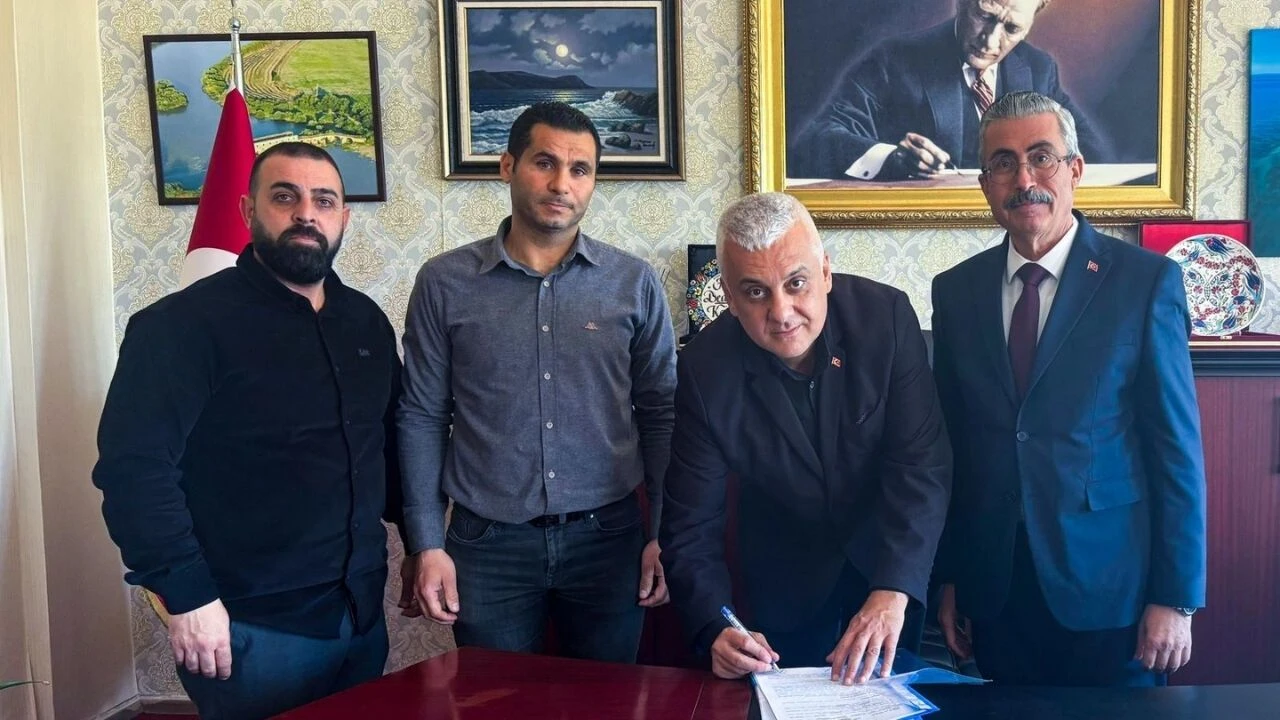 Karataş Belediyesi’nde toplu iş sözleşmesi imzalandı