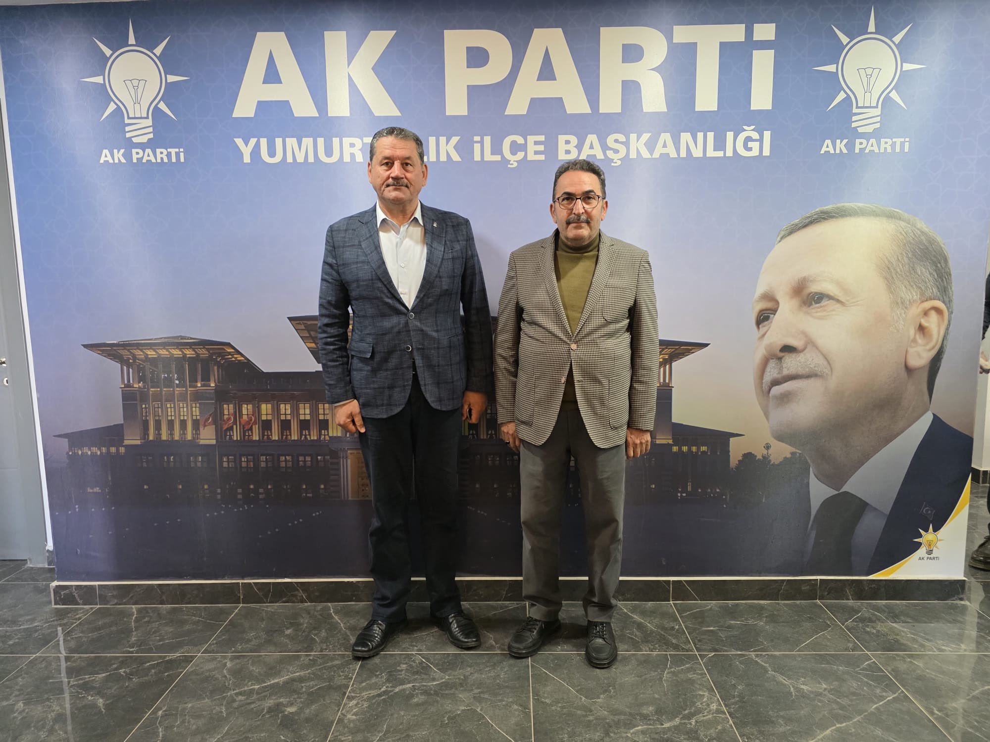 Abdullah Doğru’dan AK Parti Yumurtalık teşkilatına ziyaret