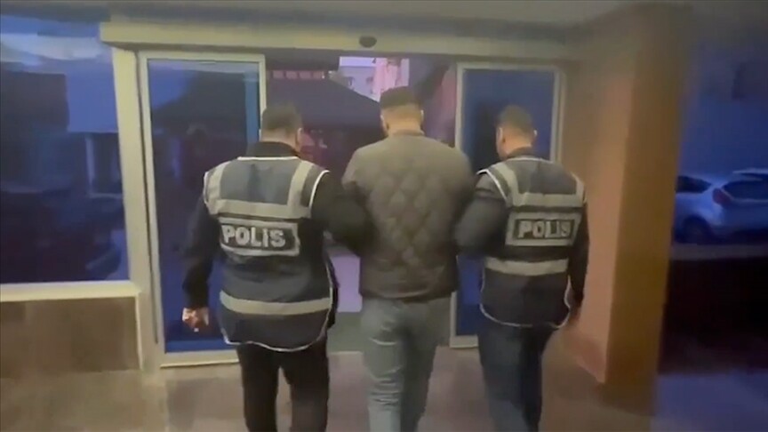 Adana merkezli 8 ilde "Bayğaralar" suç örgütüne yönelik operasyonda 287 şüpheli yakalandı