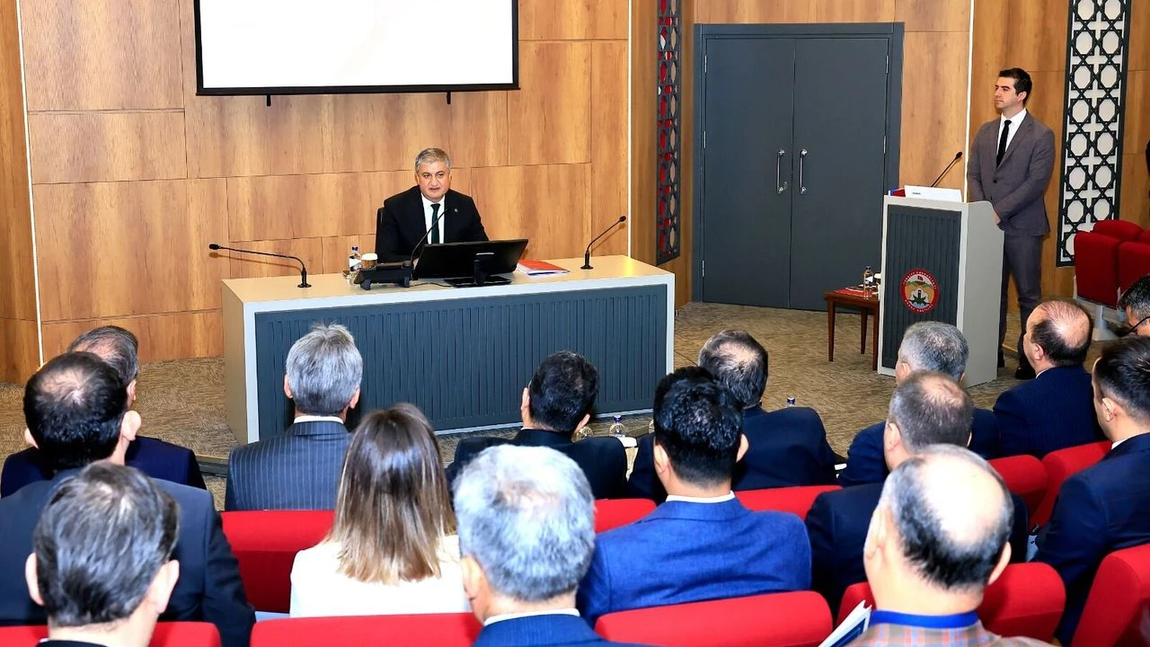 Adana göçte kritik eşikte: Vali Yavuz’dan dikkat çeken açıklama