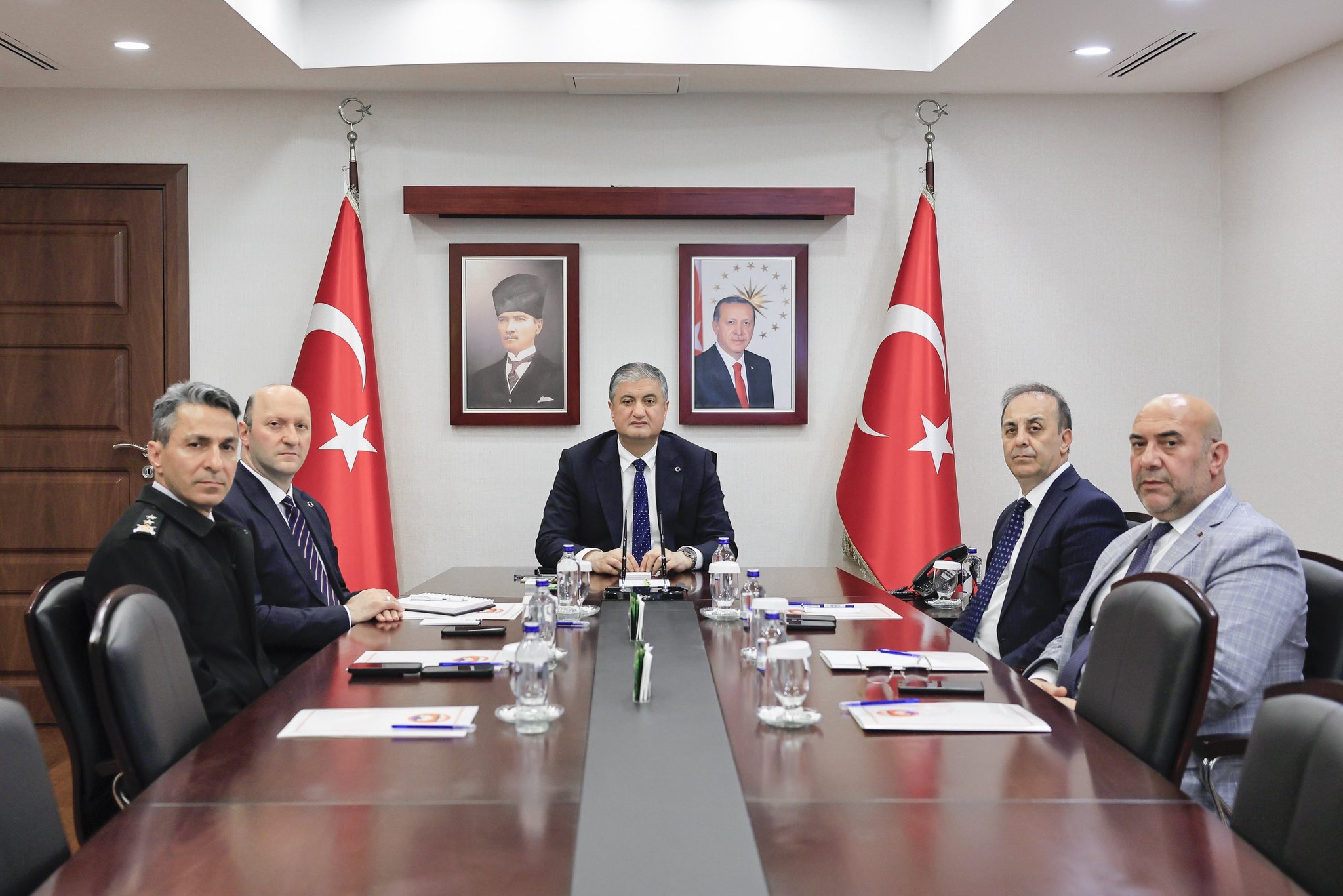 Adana’da okul güvenliği için ek tedbirler masaya yatırıldı