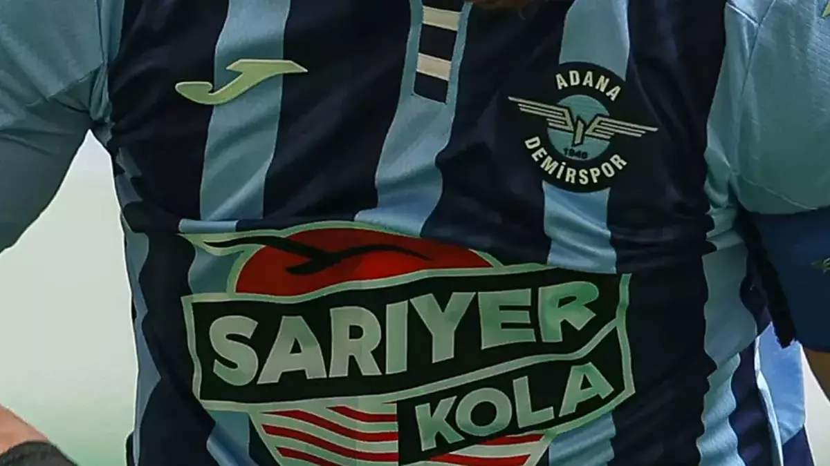Adana Demirspor ve Adanaspor'un eski yıldızı futbolu bıraktı