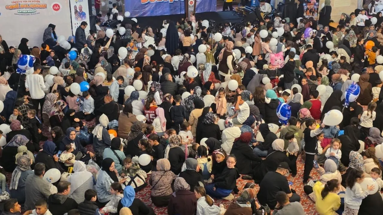 Sabancı Merkez Camii’nde cami şenliğine yoğun ilgi