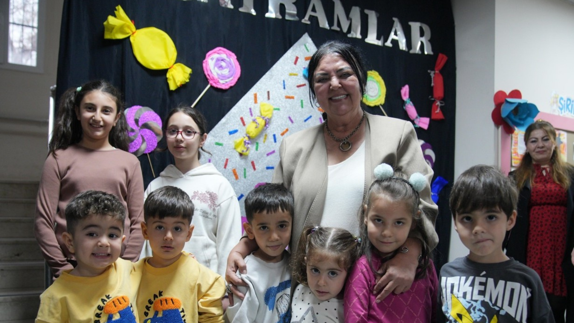 Başkan Vekili Akkan: "Çocuklarımızın kendilerini güvende hissettikleri bir gelecek inşa etmek en asli görevimizdir”