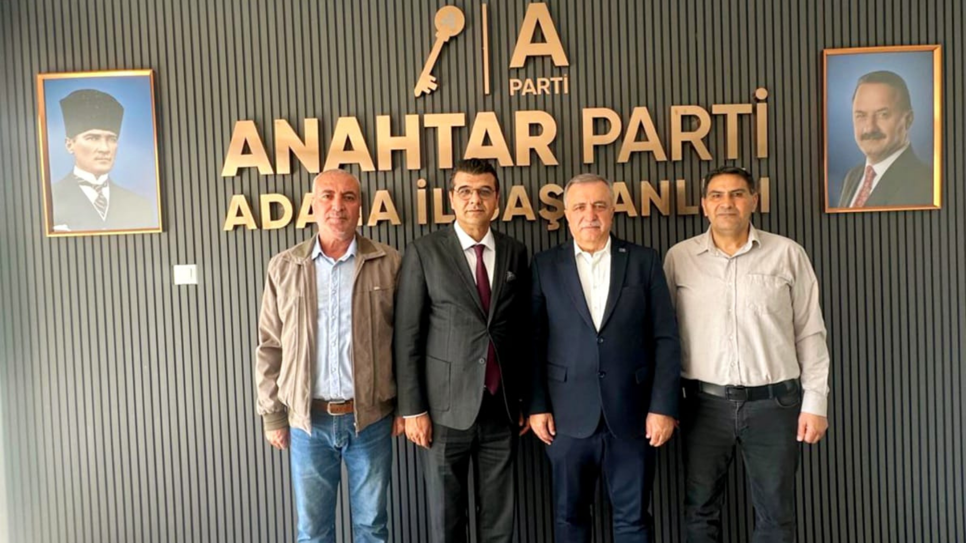 Anahtar Parti'den Çukurova mesajı: Ali Çelik, Adana'da teşkilatlara yol haritasını anlattı