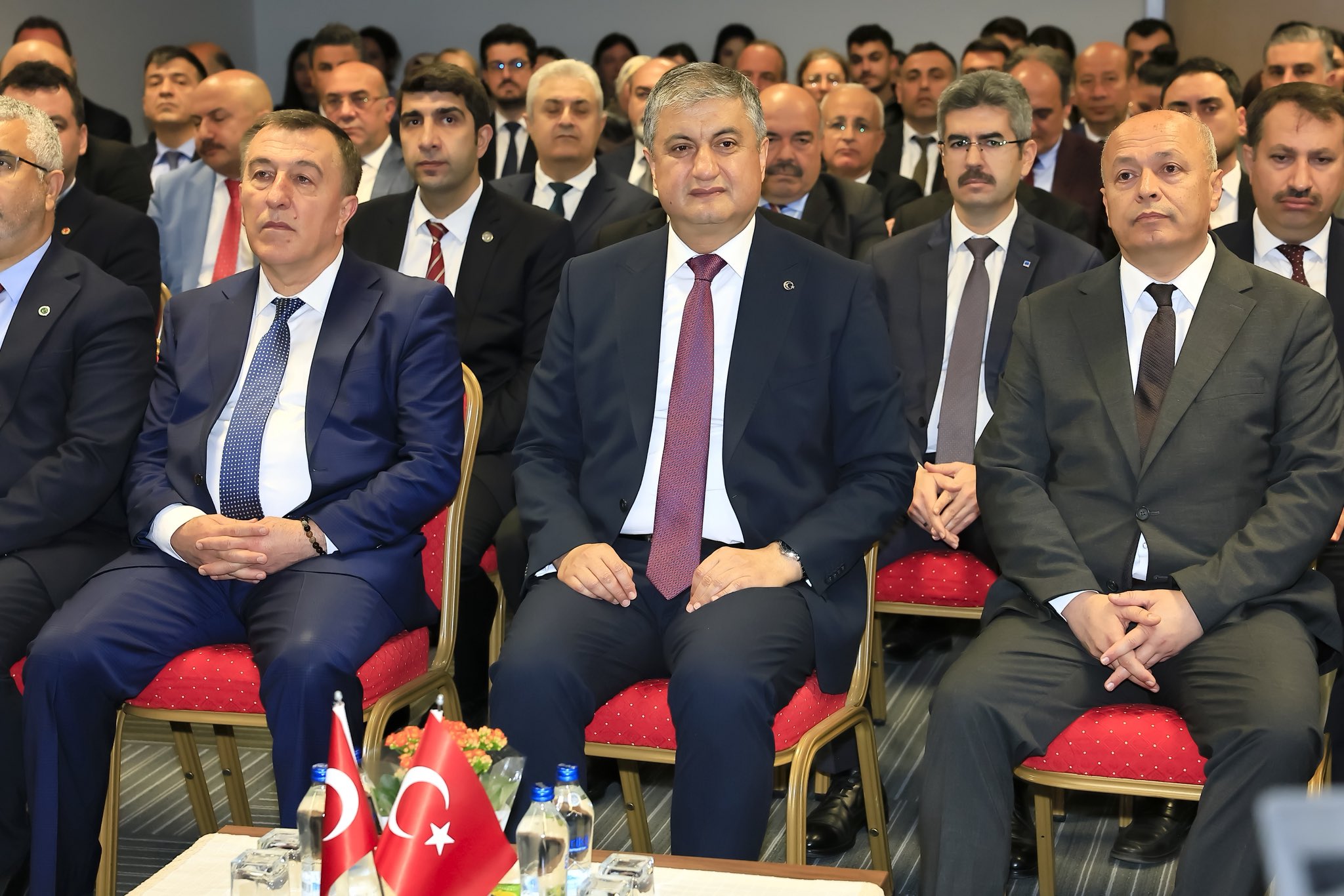 Vali Yavuz, TÜİK’in 100. kuruluş yılı programına katıldı