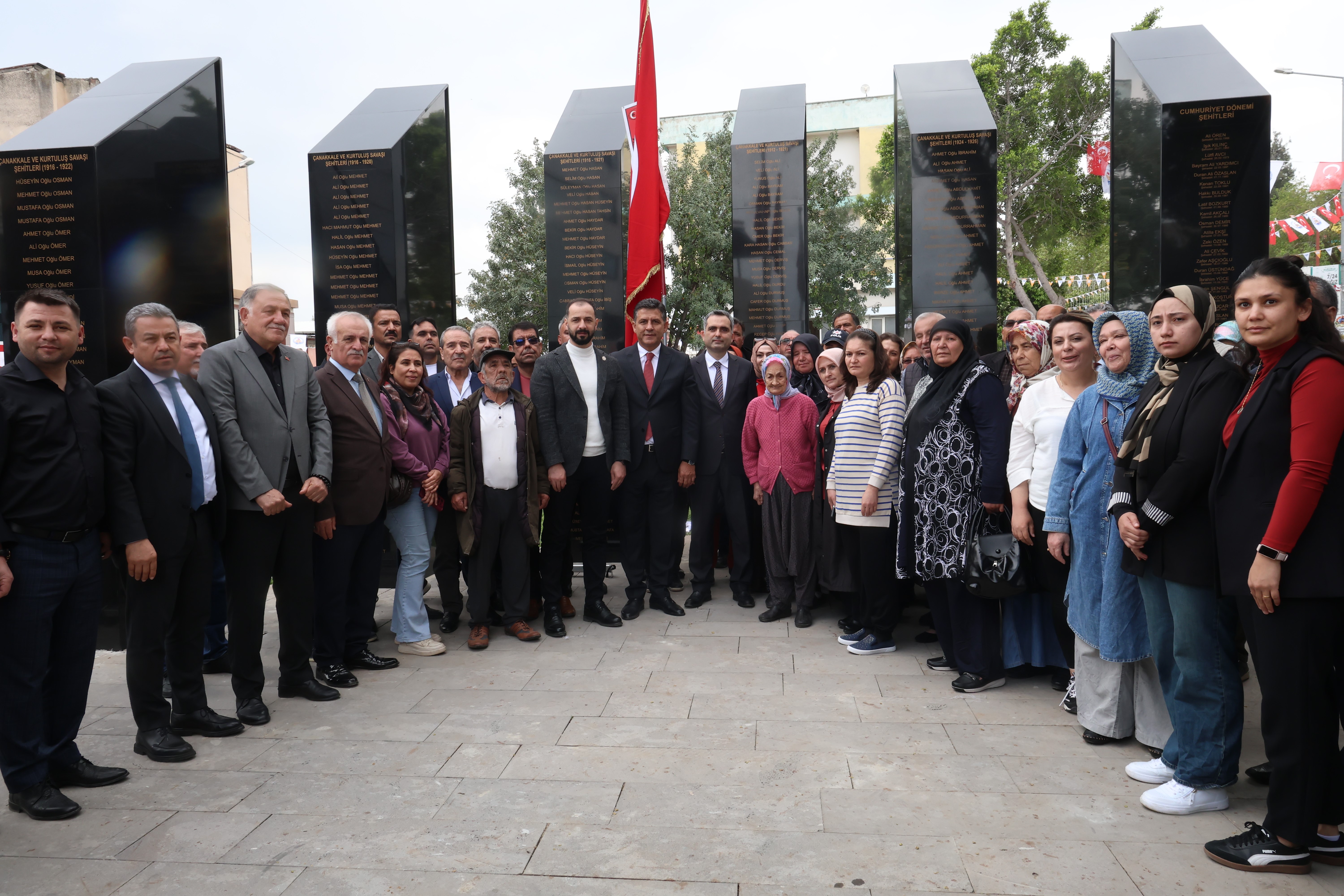 Adana'da 'Şehitlik Anıtı' dualarla açıldı