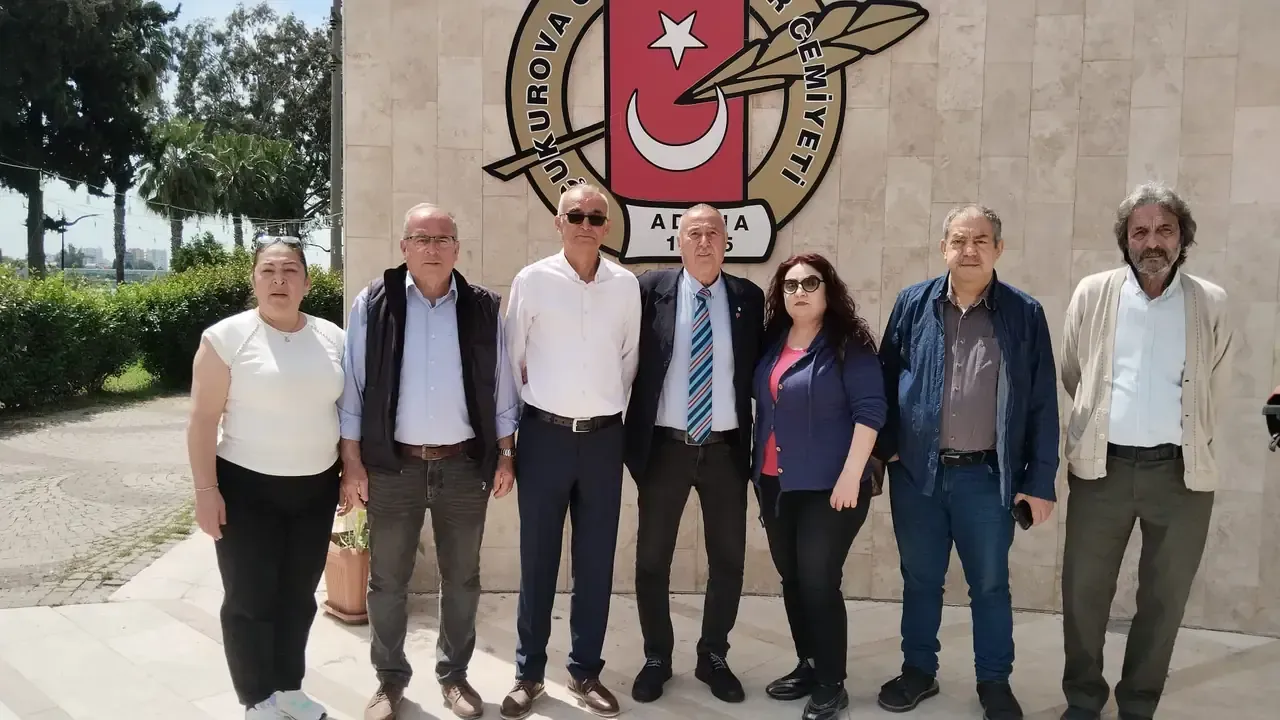 AGSYD Adana’da Başkan Mustafa Boz güven tazeledi