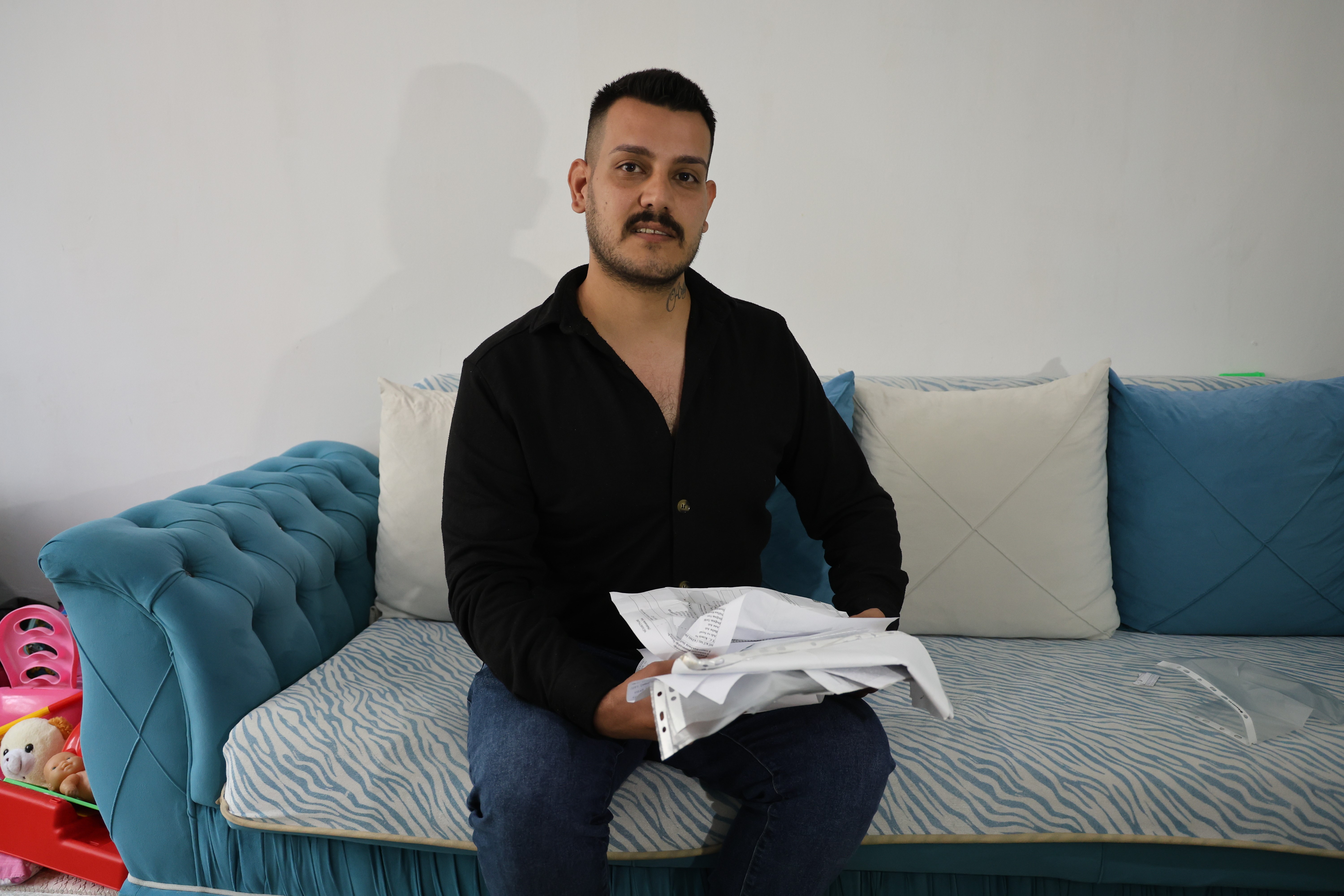 Çocukluk arkadaşına IBAN'ını verdi, hakkında 70 dava açıldı