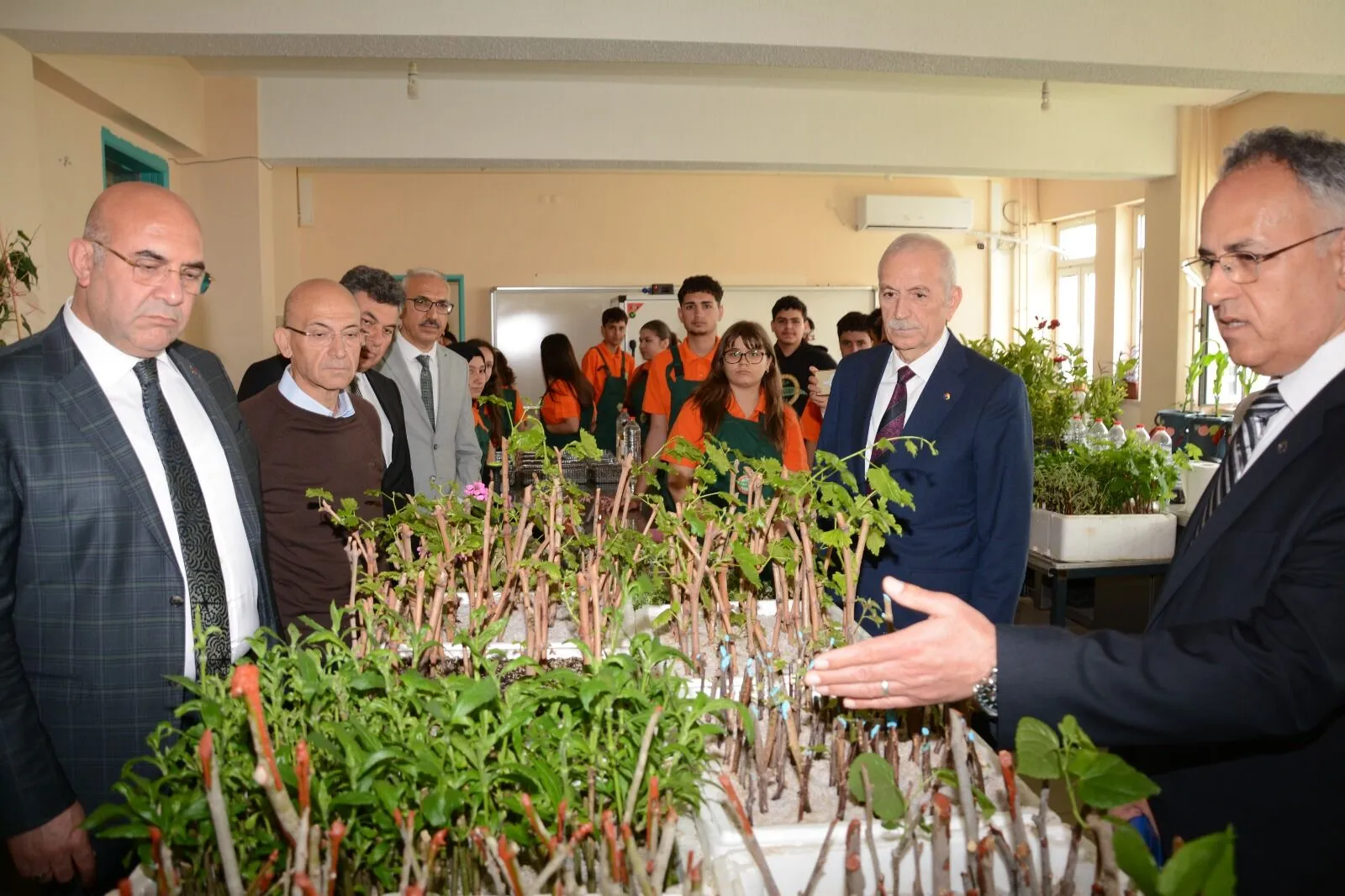Adana’da tarım eğitimi ve sektör iş birliği masaya yatırıldı