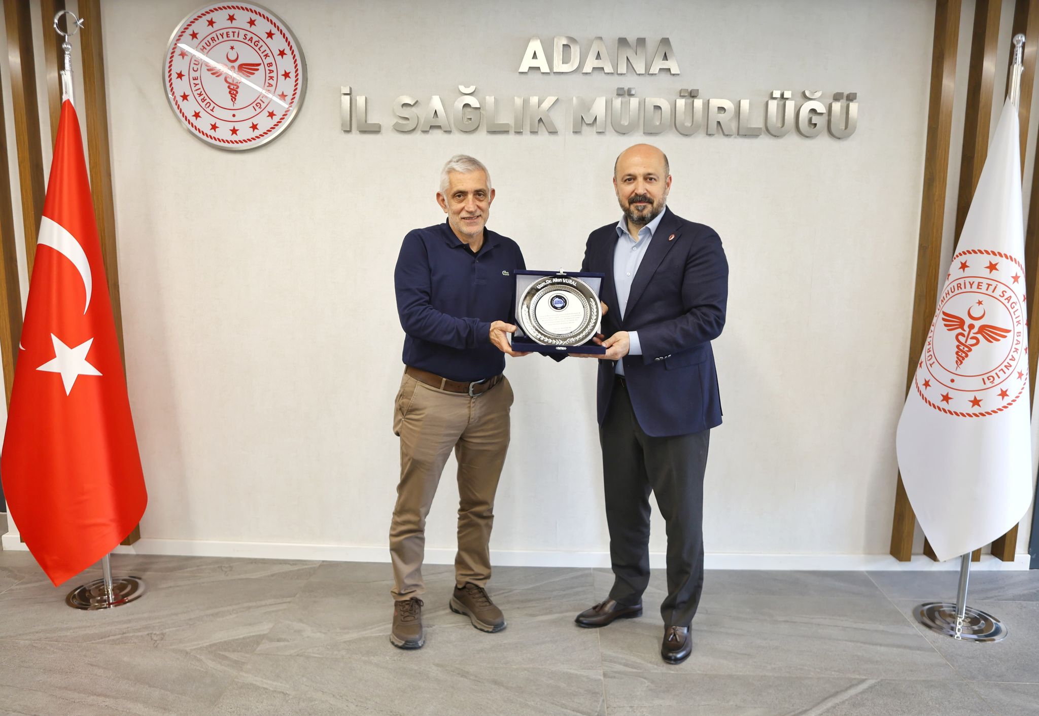 Adanalı Beyin Cerrahı Belgrad'dan gümüş madalyayla döndü! Halil Nacar makamında ağırladı!