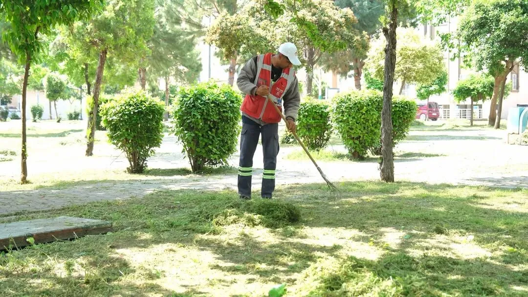 Ceyhan Belediyesi’nden ilçe genelinde temizlik seferberliği