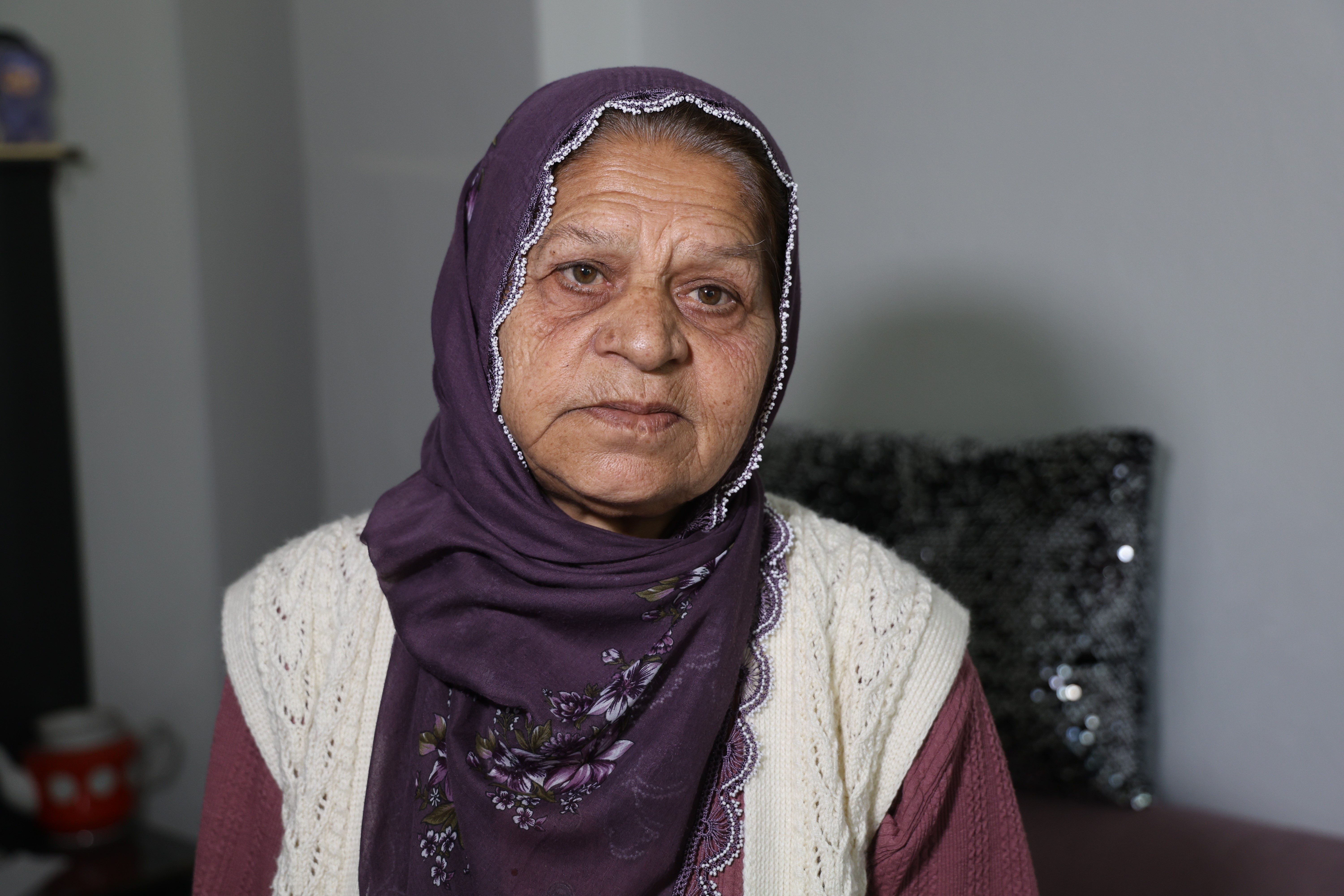 Emekli maaşını çekmesi için kiracısına güvendi, başına gelmeyen kalmadı