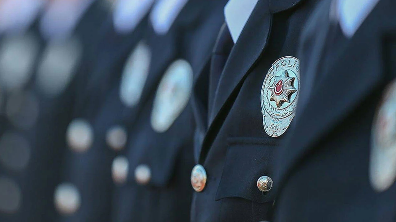 Emniyet Genel Müdürü görevden alındı: 4 vali, 7 il emniyet müdürünün yeri değişti